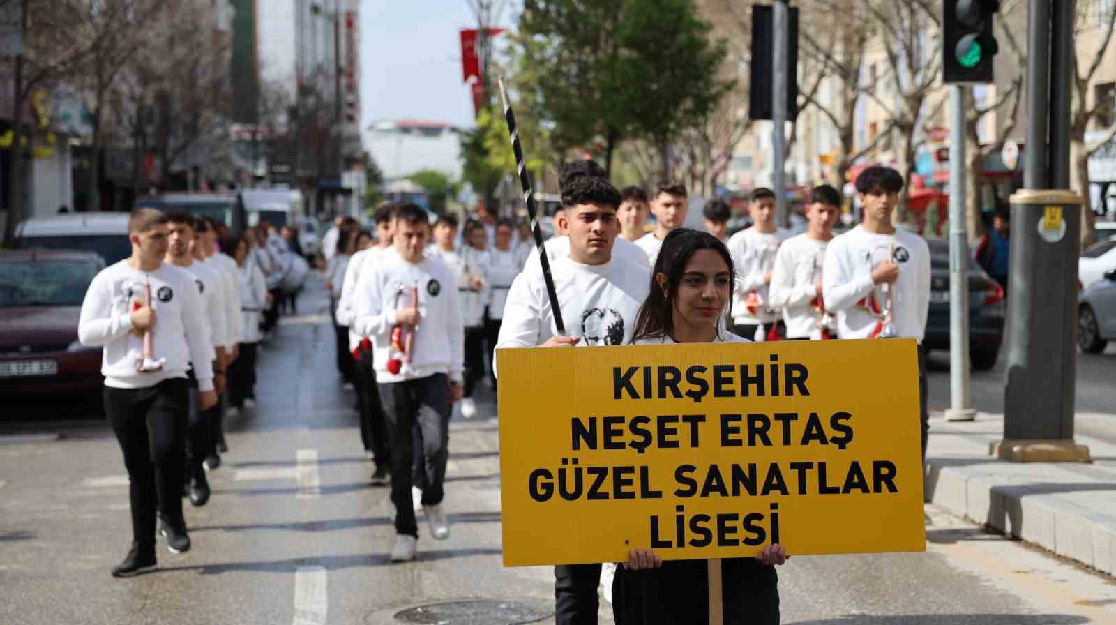 23-nisan-coskusunda-bando-takimi-ilgi-odagi-oldu-0-jpg