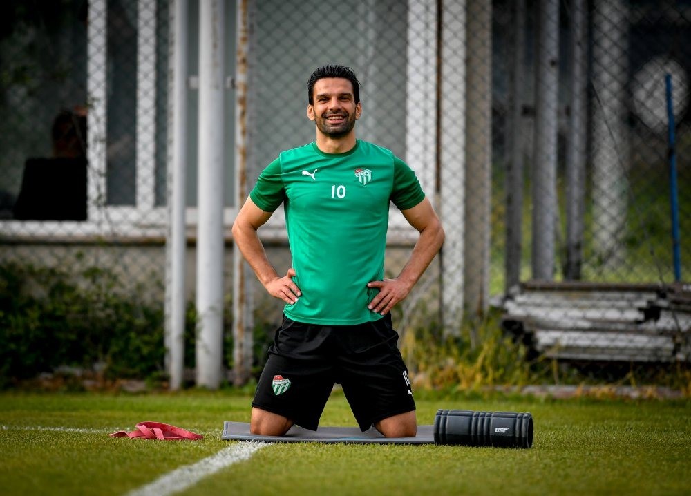 bursasporda-karsiyaka-maci-hazirliklari-basladi-0-jpg