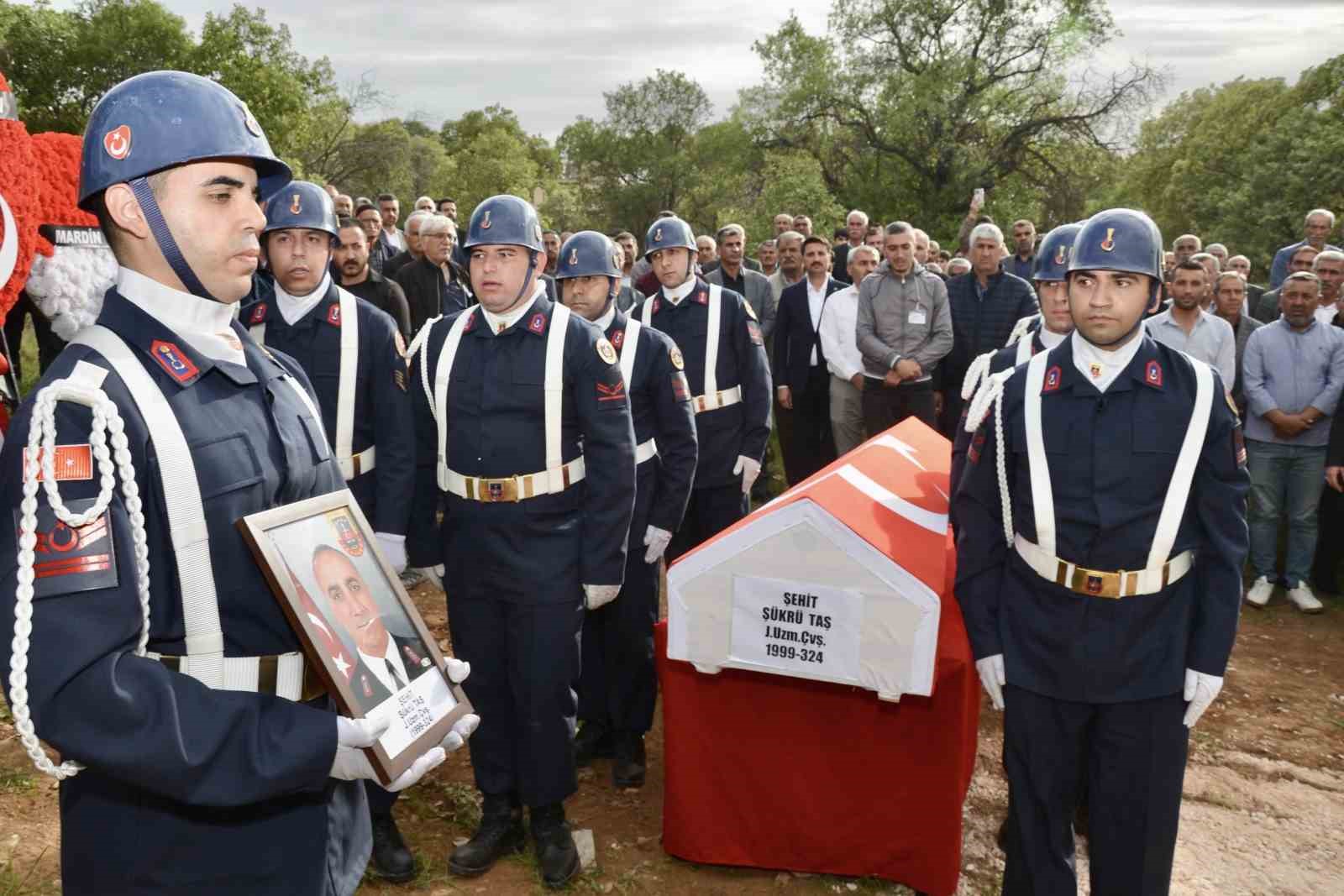 mardinli-sehit-uzman-cavus-son-yolculuguna-ugurlandi-0-jpg