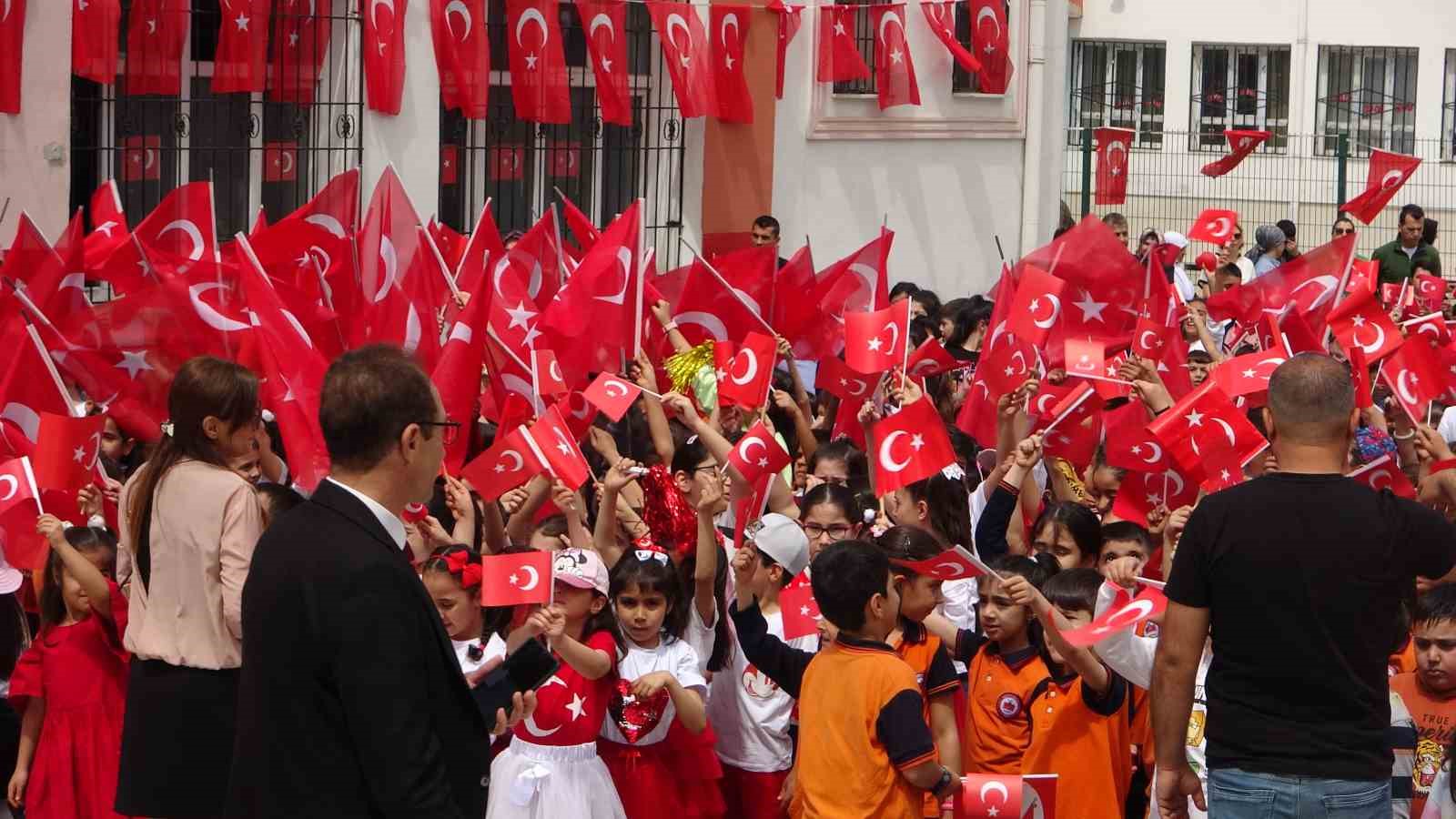 sehit-ve-gazi-konfederasyonundan-23-nisan-etkinligi-0-jpg
