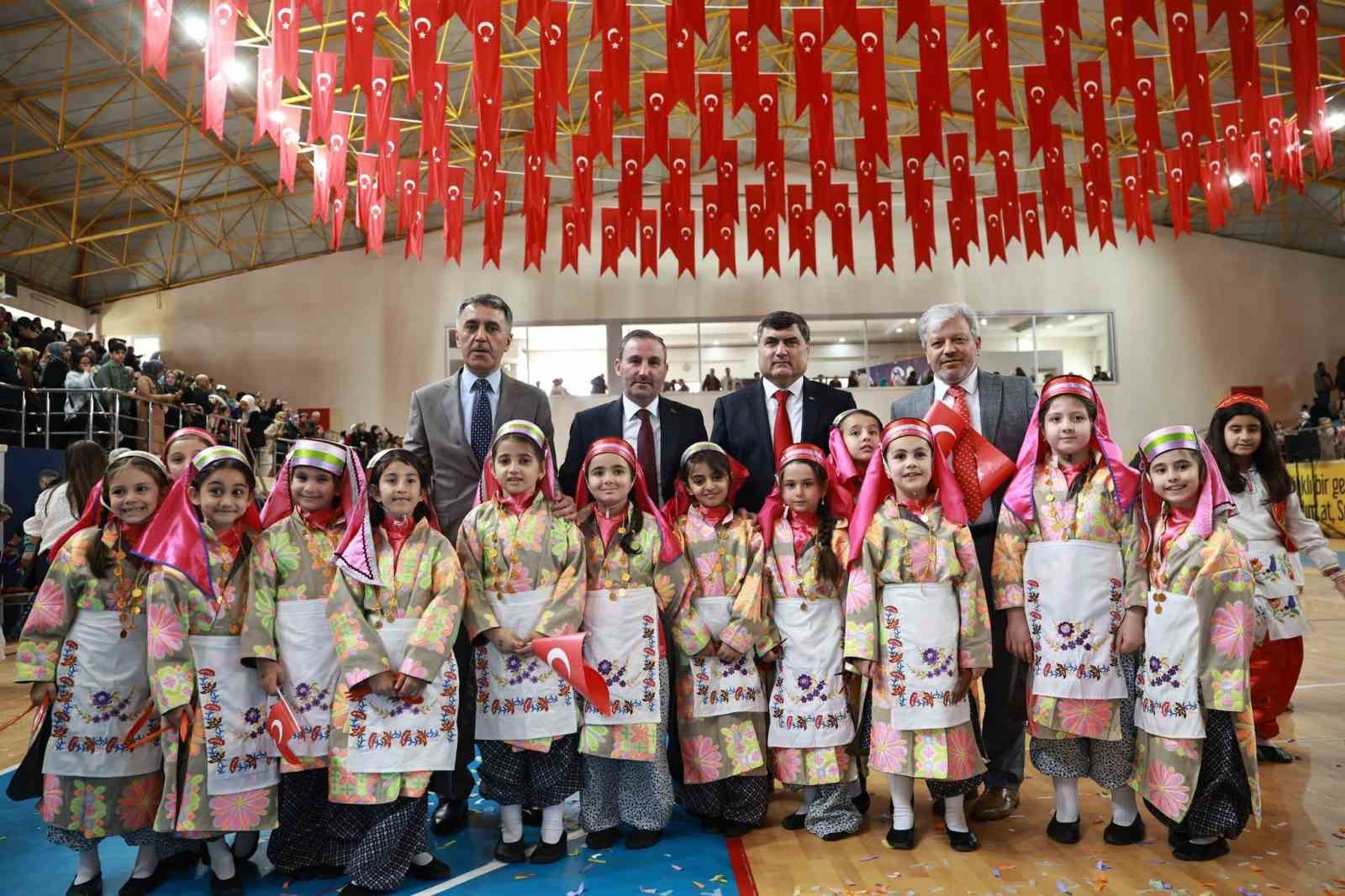 sultanbeylide-23-nisan-coskusu-0-jpg