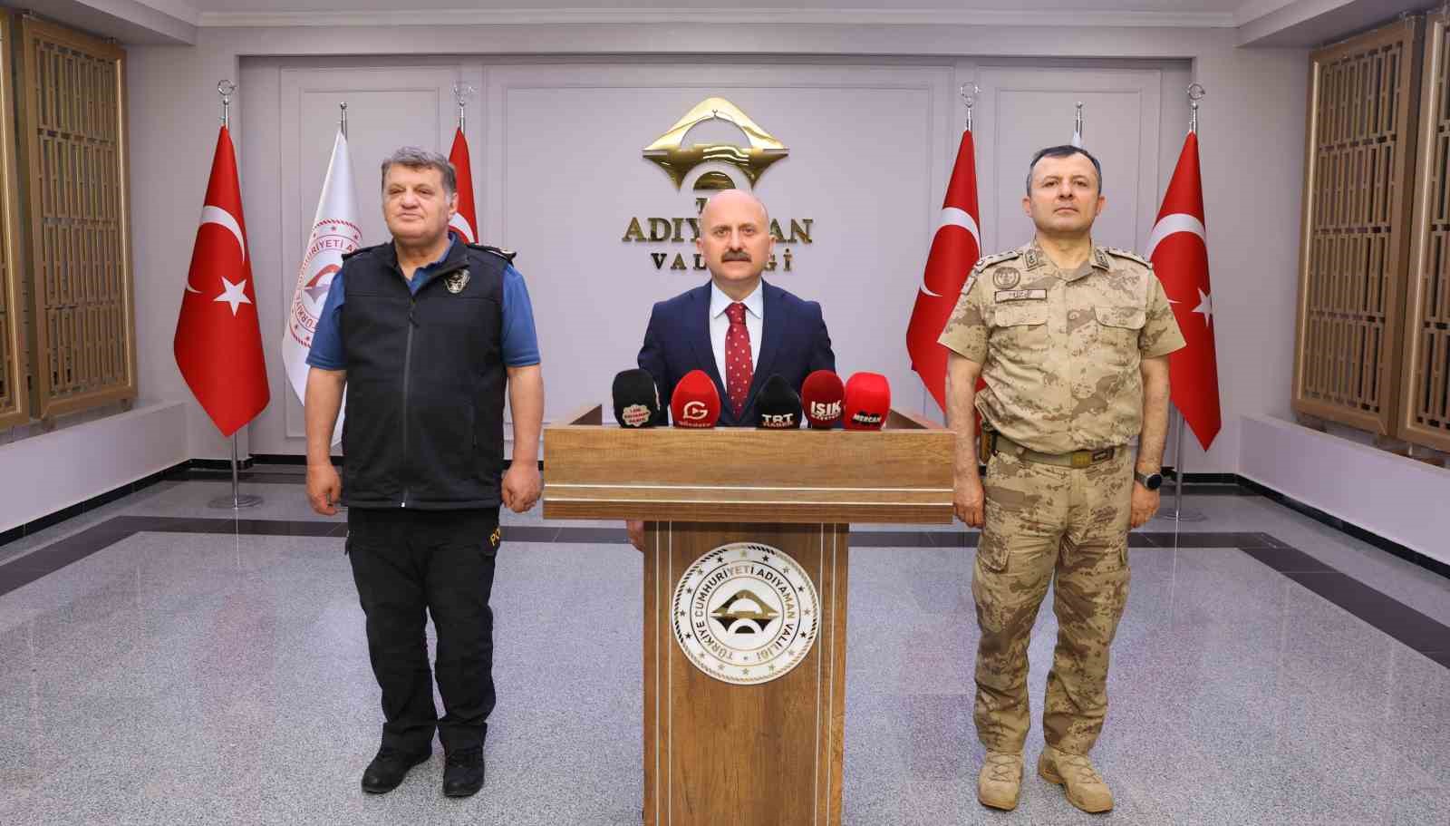 adiyamanda-asayis-degerlendirme-toplantisi-yapildi