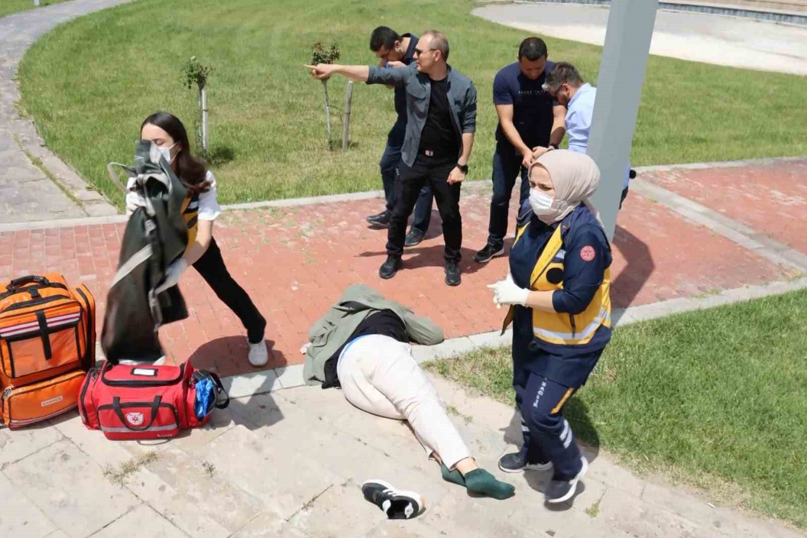 aksarayda-28-yasindaki-kadin-tabancayla-vurulmus-halde-bulundu