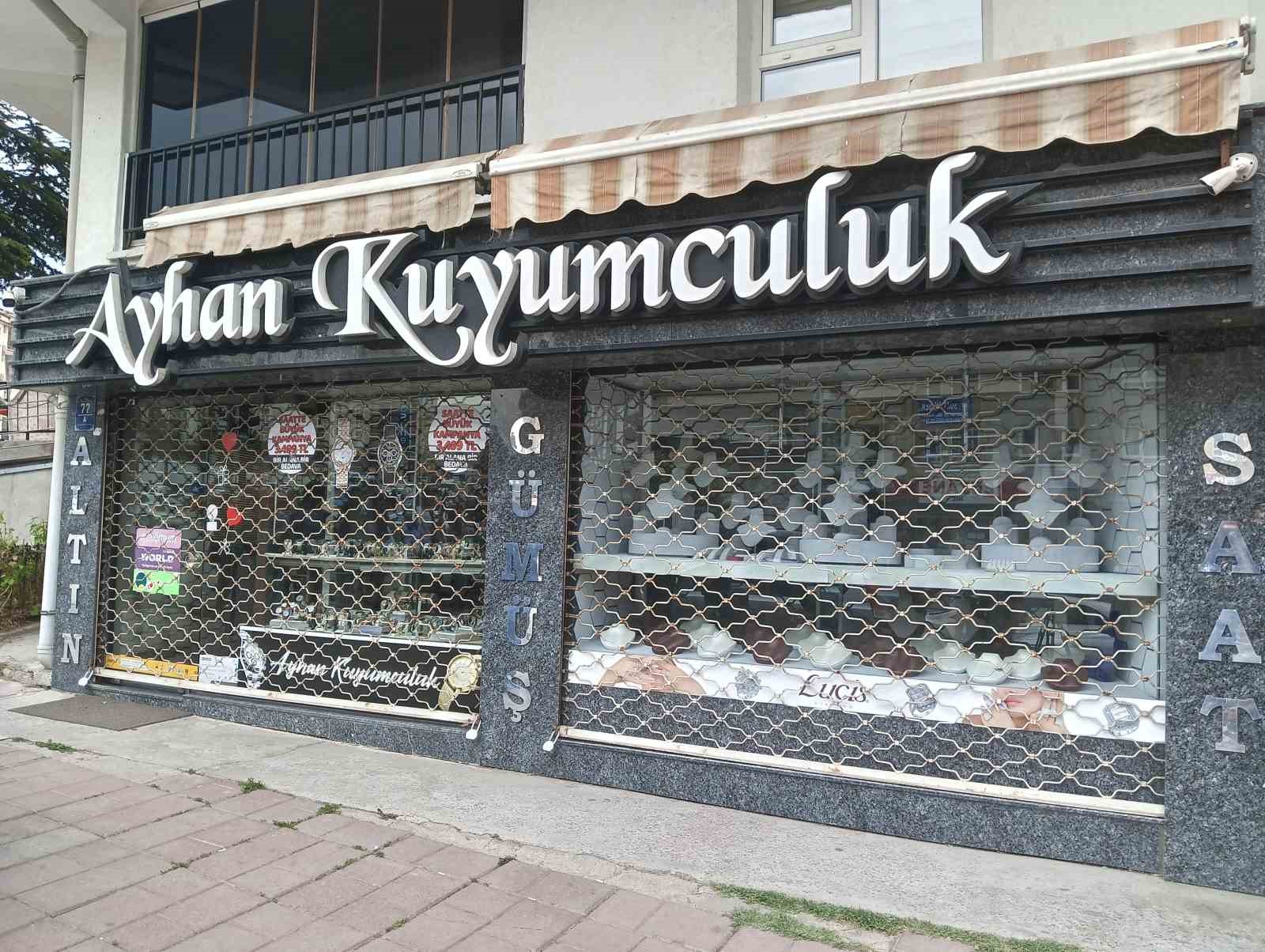 ankarada-musterilerini-100-milyon-lira-dolandiran-kuyumcunun-kactigi-iddiasi