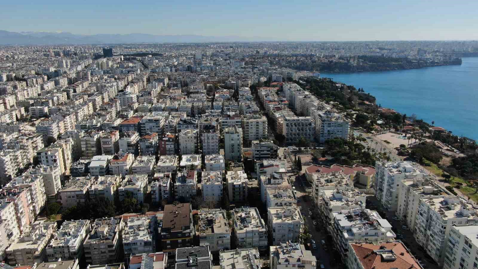 antalyada-nisan-ayinda-yabancilara-497-konut-satildi