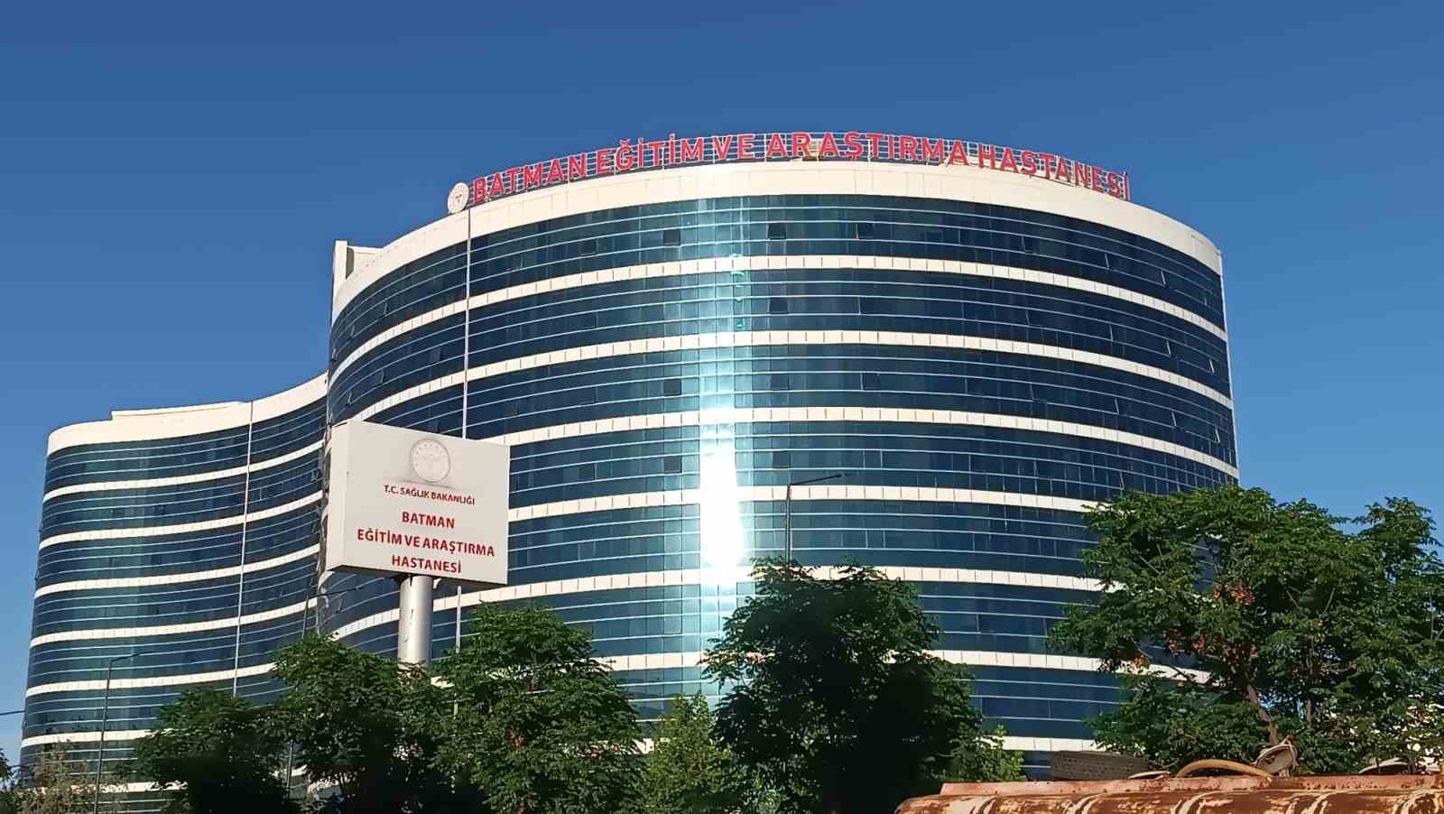 batmanda-40-ogrenci-gida-zehirlenmesi-suphesiyle-hastanelik-oldu