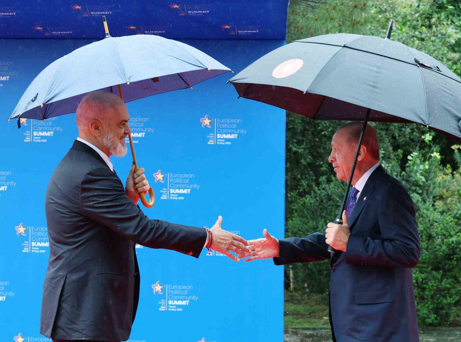 cumhurbaskani-erdogan-avrupa-siyasi-toplulugu-6-zirvesine-katiliyor