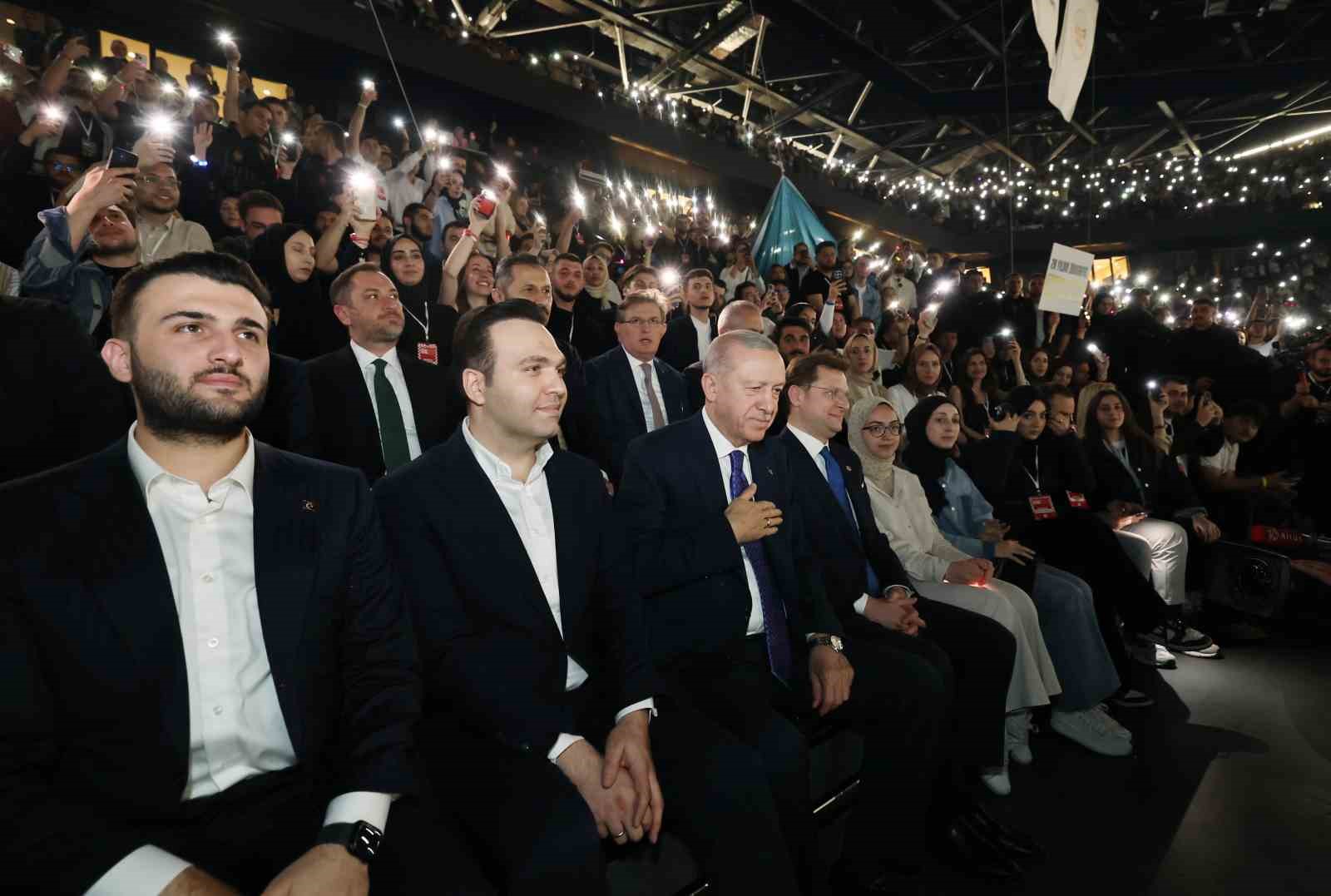 cumhurbaskani-erdogan-baris-diplomasisinin-onceligini-dunyada-bugun-turkiye-ustleniyor