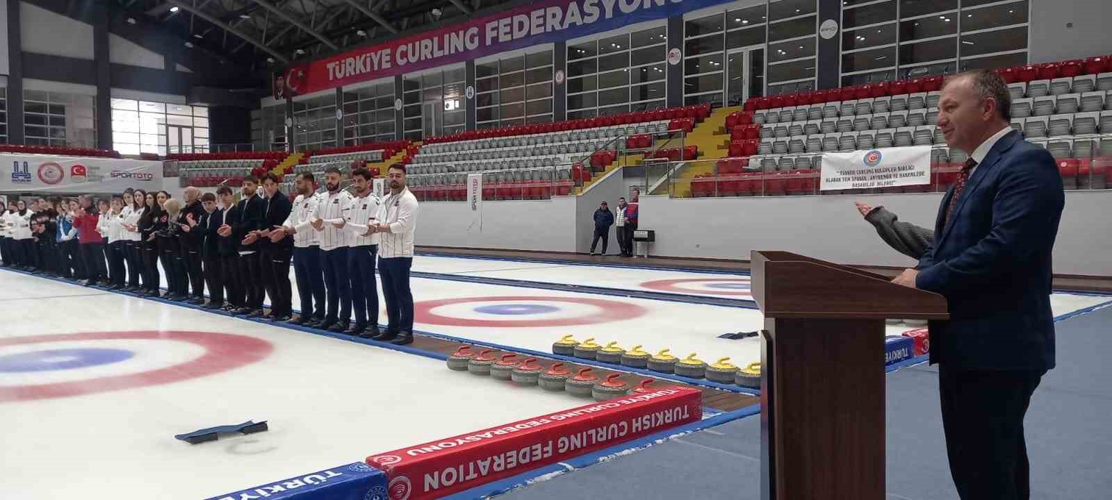 curling-open-cup-heyecani-basladi