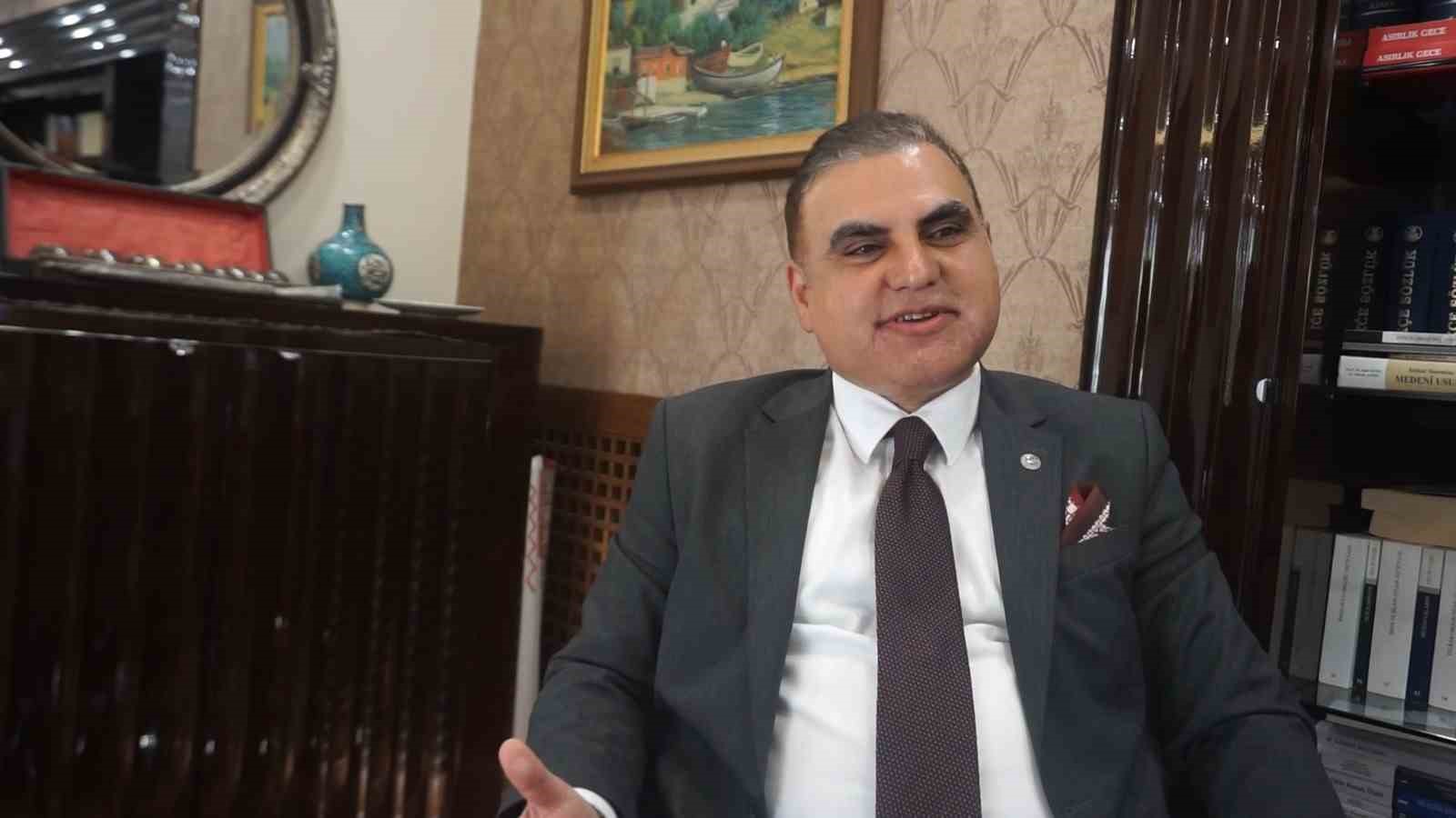 hakim-aileleri-madde-bagimliligina-karsi-yazdigi-kitaplarla-uyardi