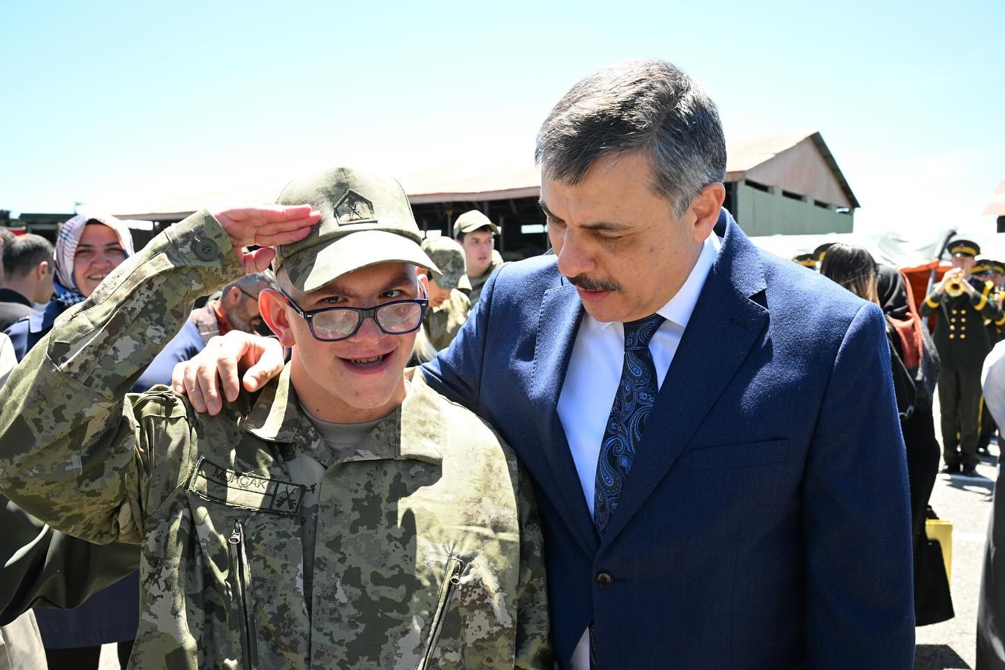 mehmetcik-olmanin-gururunu-yasadilar
