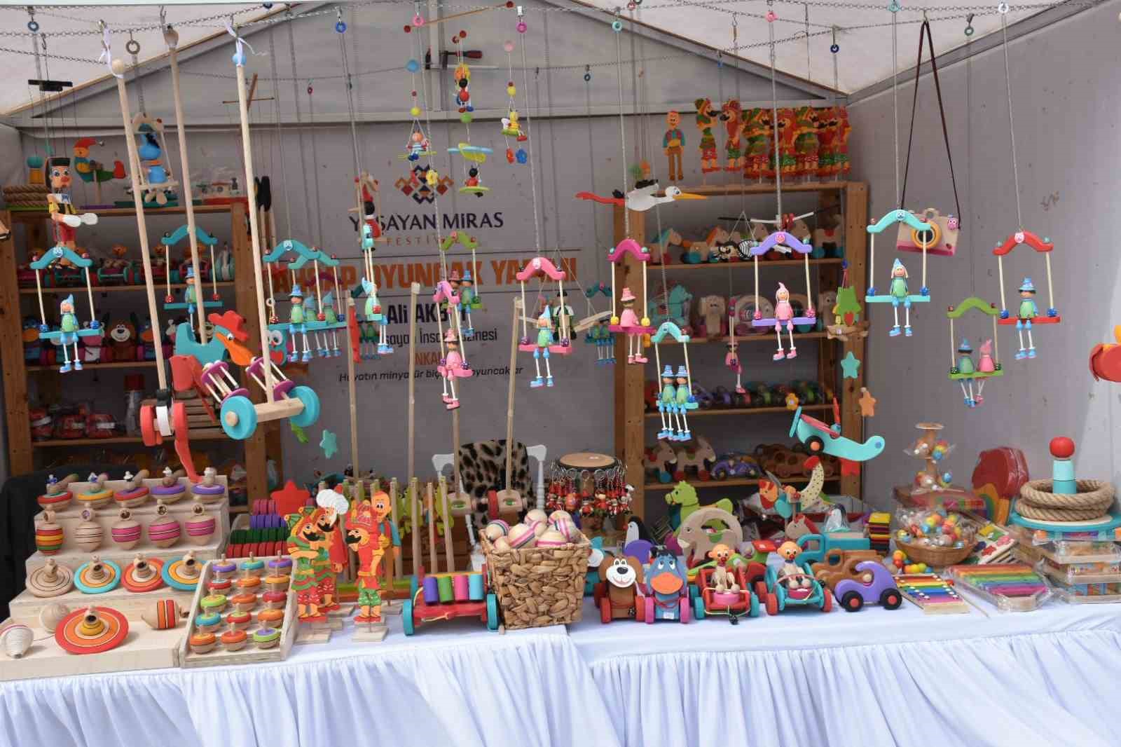 yasayan-miras-festivali-ile-anadolunun-essiz-sanatlari-gorucuye-cikti