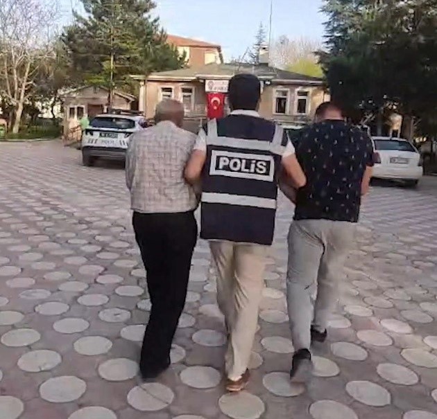 kopek-dovusturenler-yakalandi