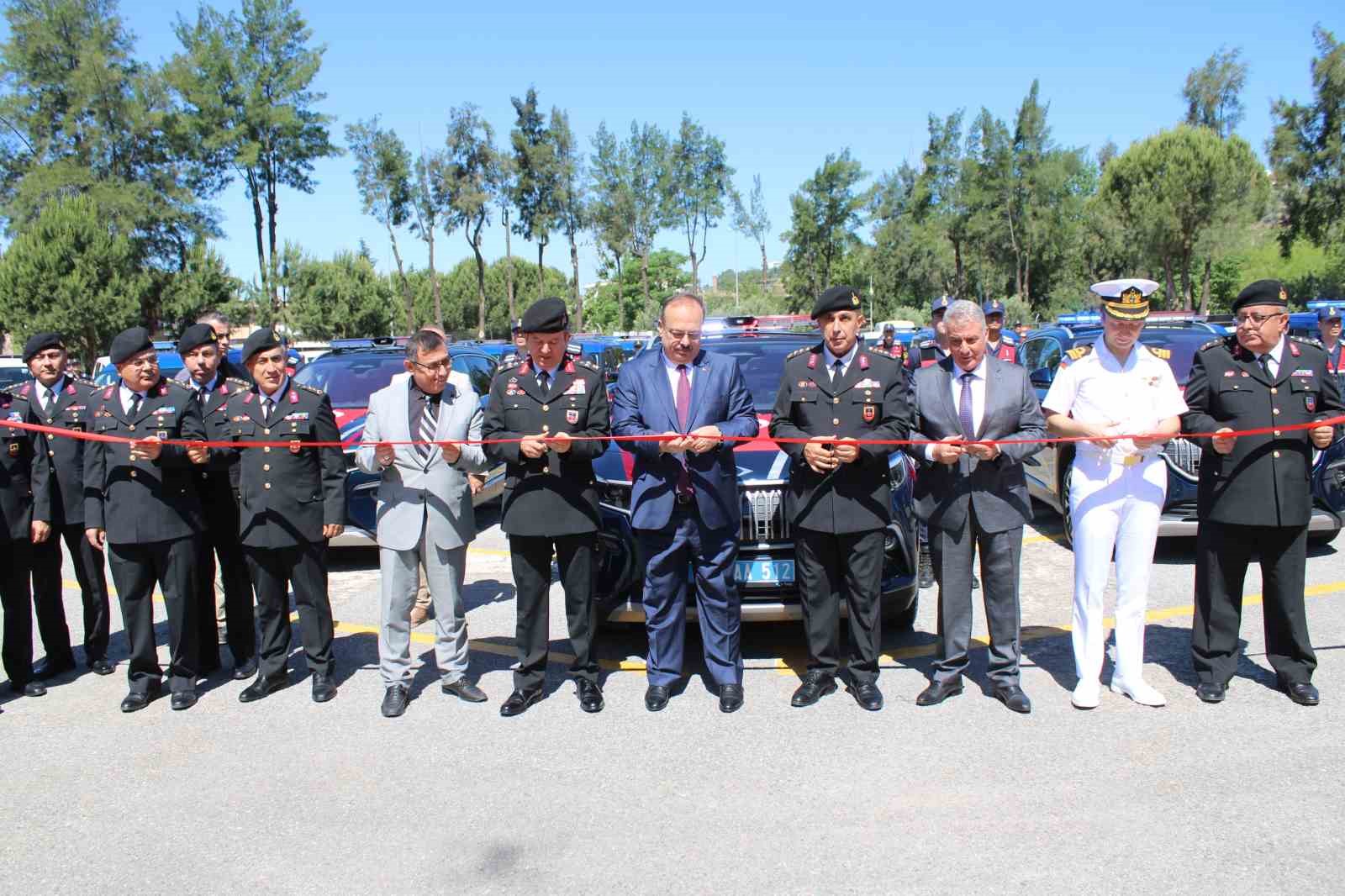 aydinda-jandarma-filosuna-52-yeni-arac-katildi