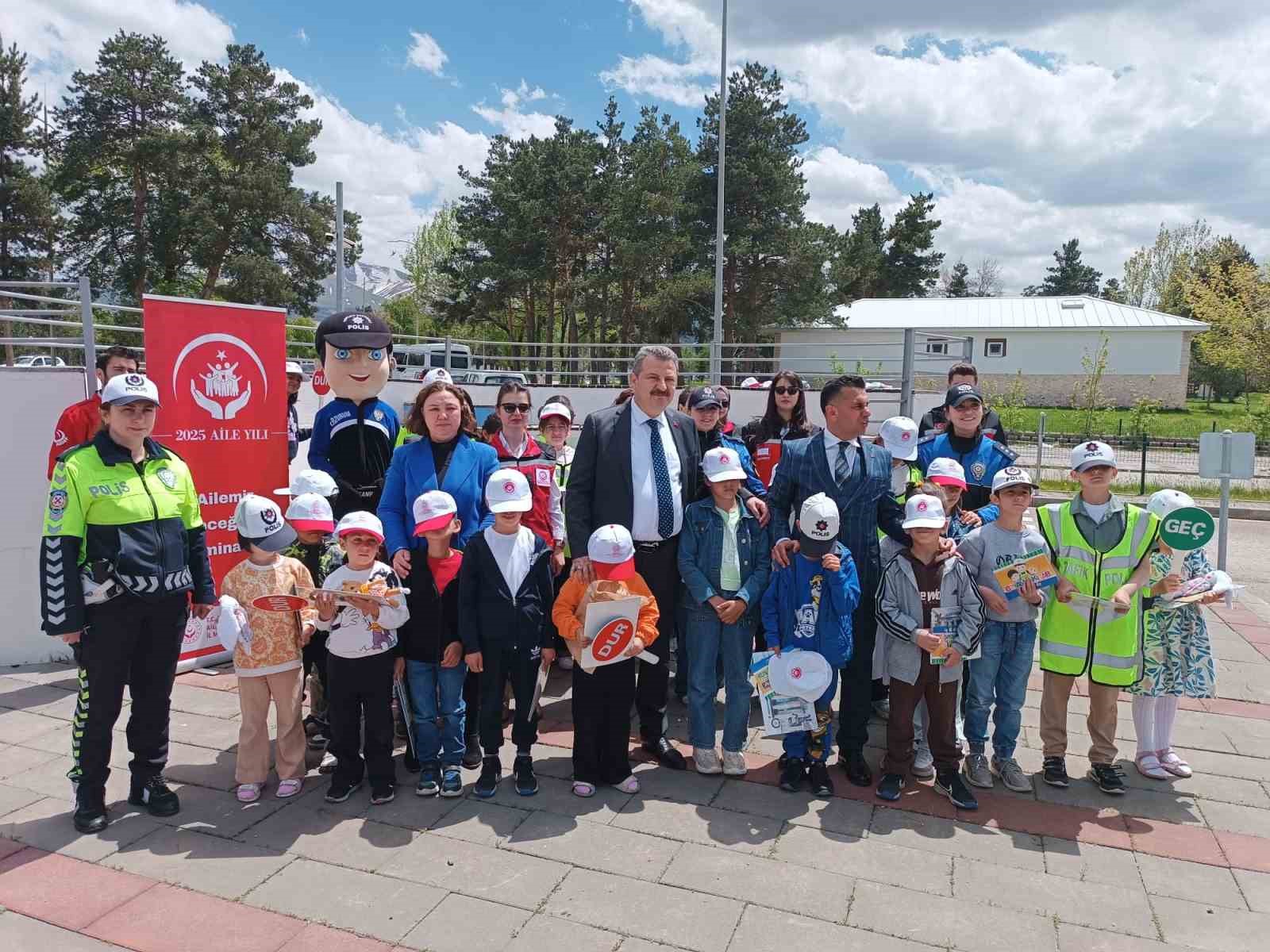 cocuklara-trafik-egitimi-etkinligi