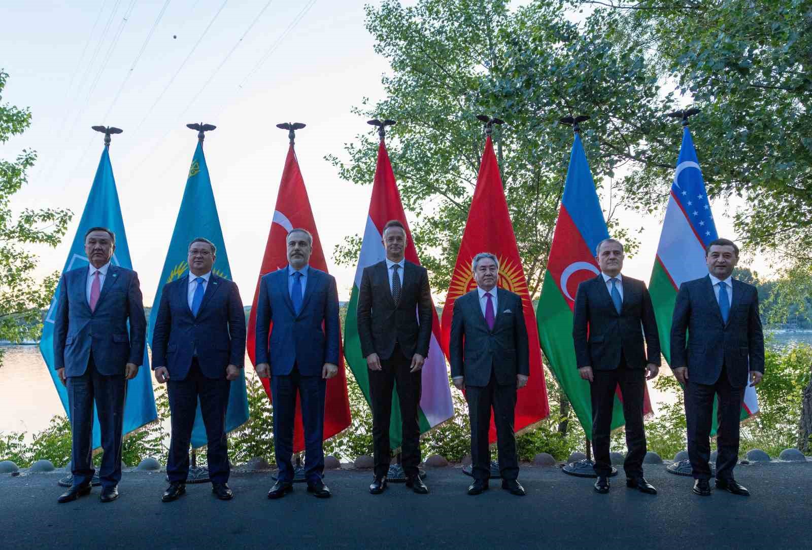 disisleri-bakani-fidan-macaristanda