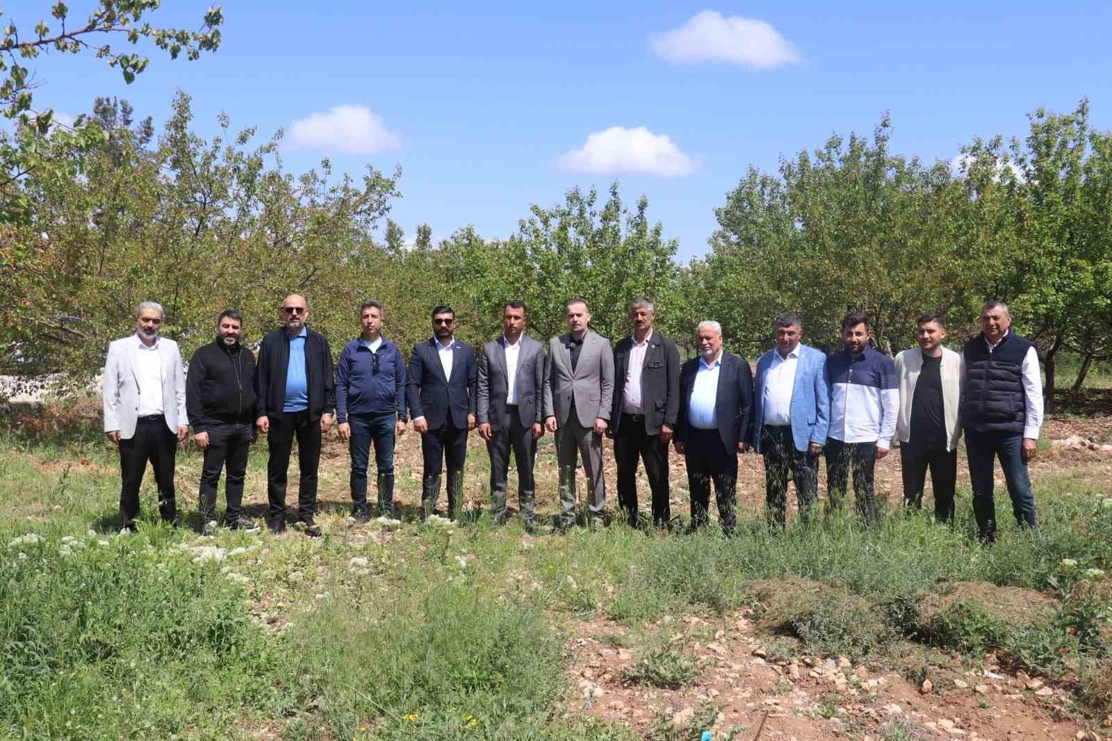 karademir-malatya-kayisisiz-kalirsa-ekonomi-durur