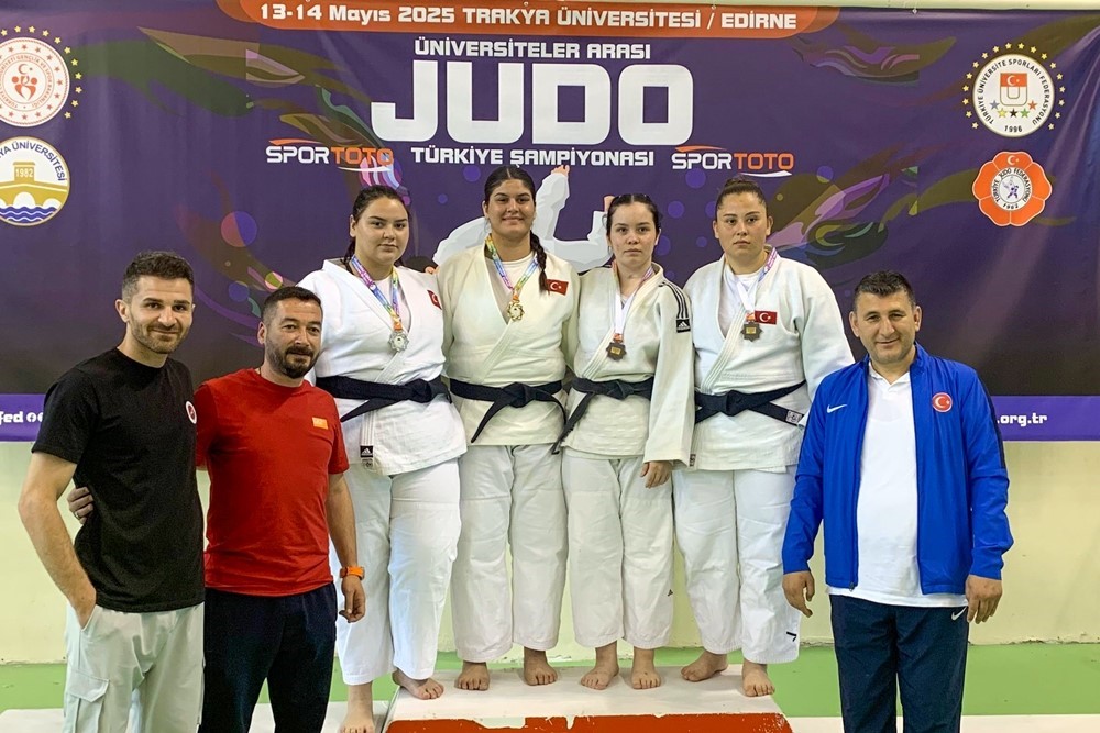 kastamonu-universitesi-judo-takimi-turkiye-ikincisi-oldu