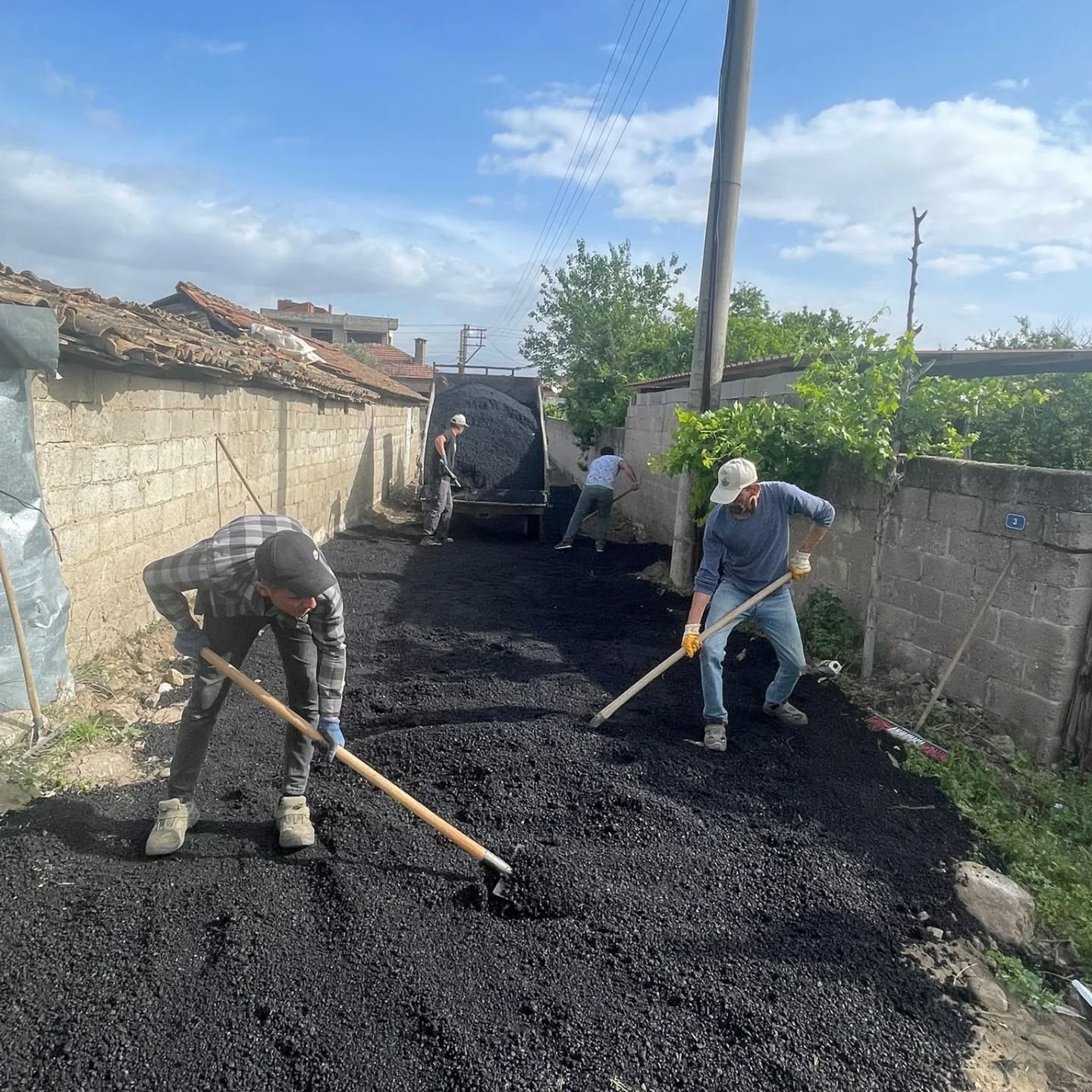 yenipazarda-cevre-duzenlemesi-suruyor
