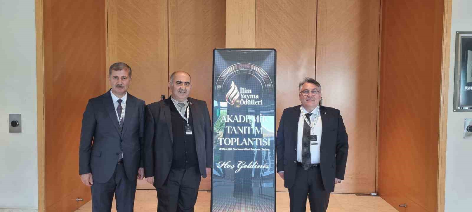 beun-rektoru-prof-dr-ozolcer-ilim-yayma-odulleri-akademik-tanitim-toplantisina-katildi