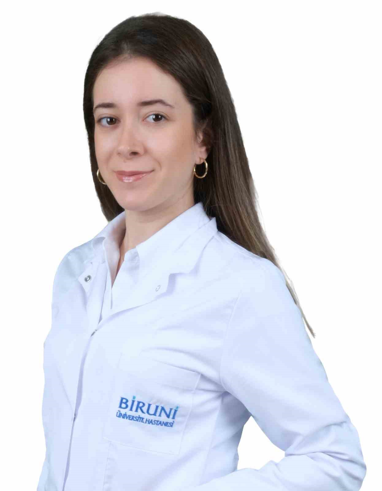 covid-19-sadece-cocuklugunu-degil-gelecegini-de-aldi