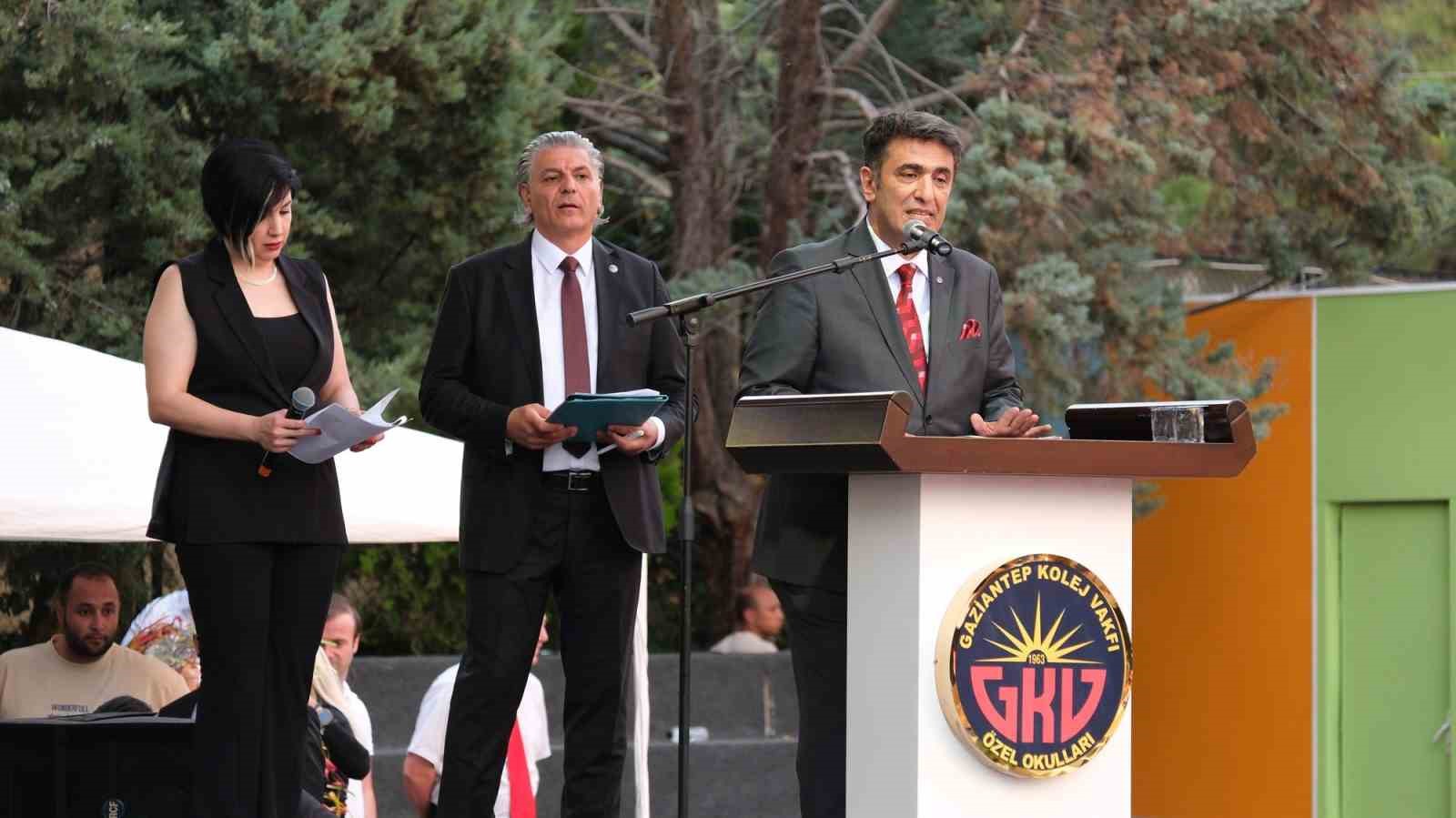 gkvde-61-yil-festival-atesi-yandi