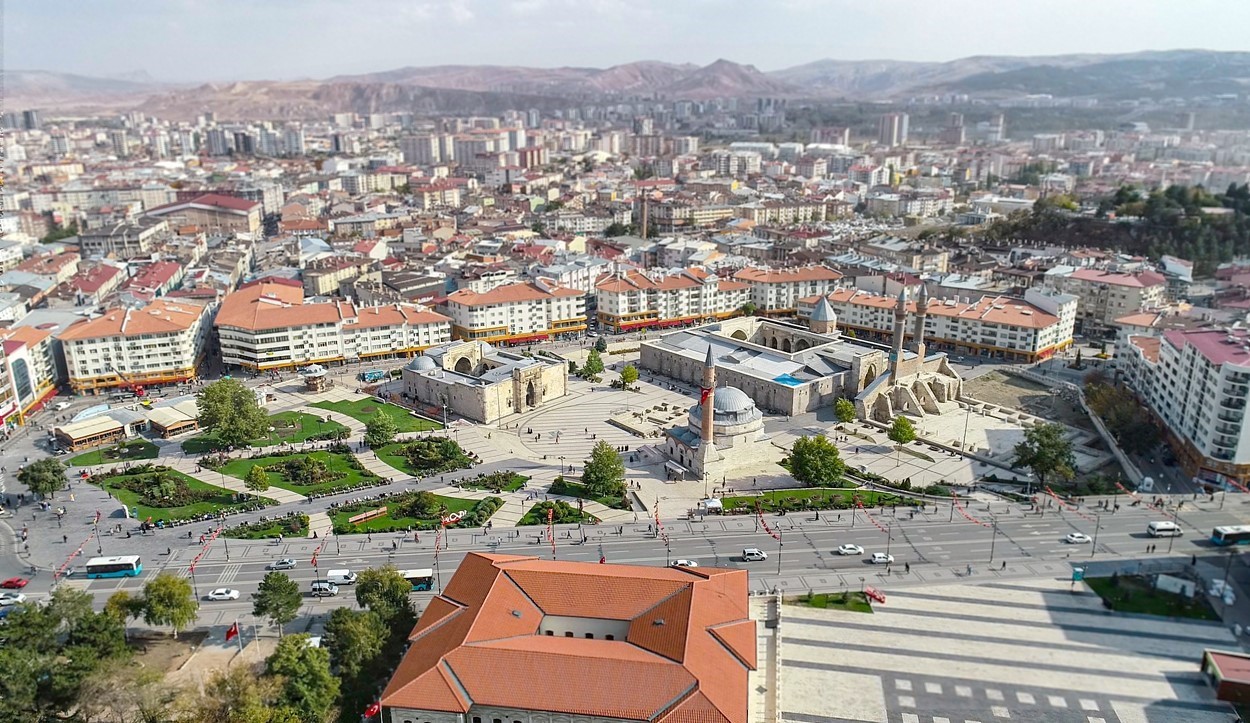 sivasta-arac-sayisi-206-bini-asti