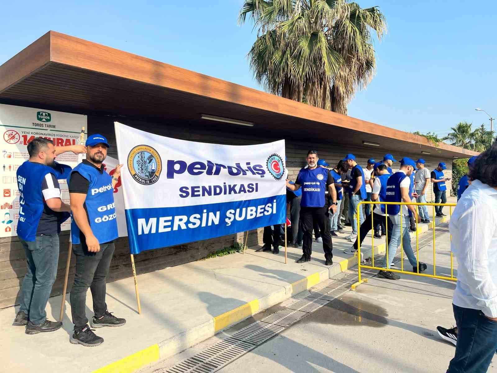 tekfen-holdinge-bagli-toros-tarimda-isciler-greve-basladi