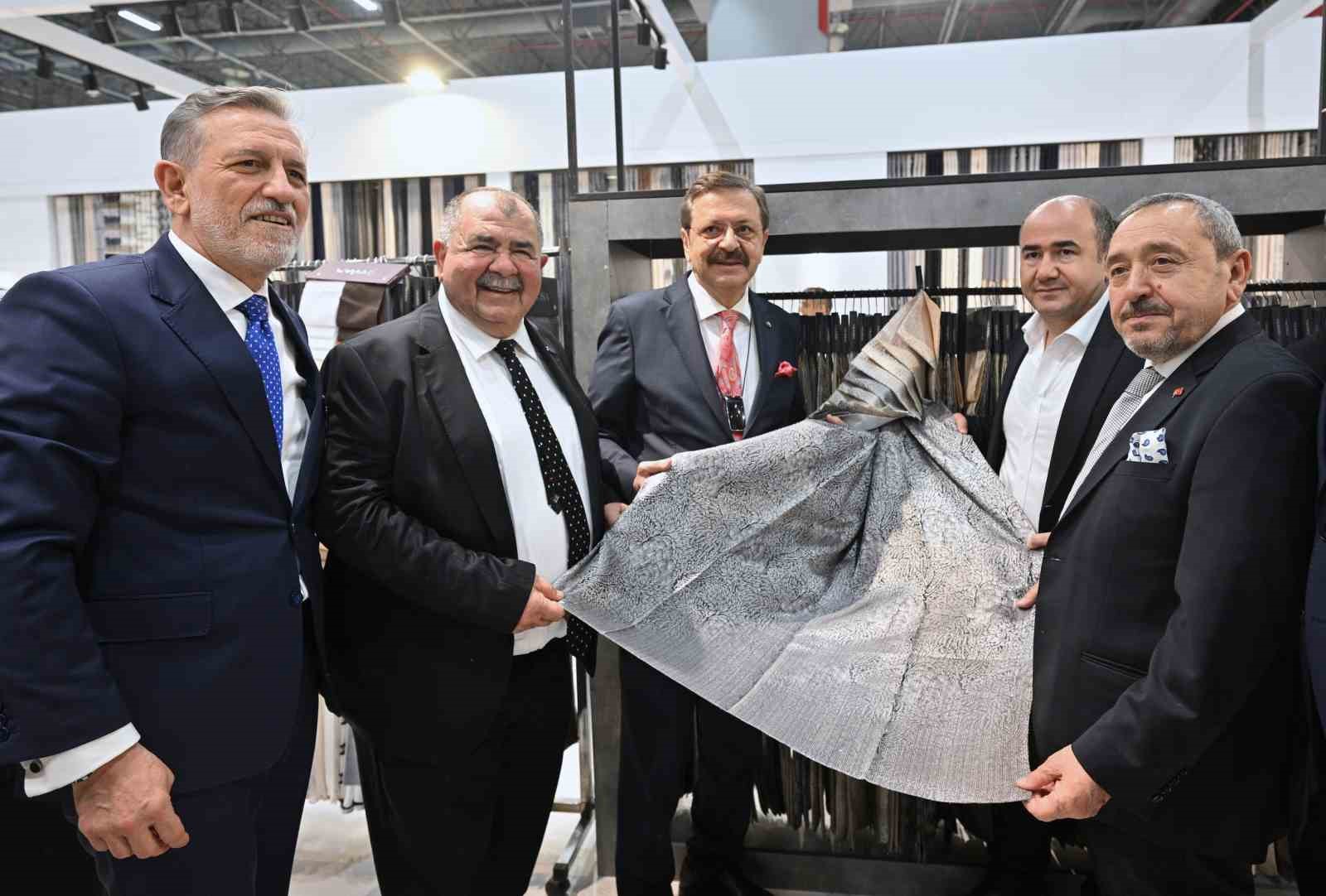 tobb-baskani-hisarciklioglundan-hometex-fuarina-tam-not