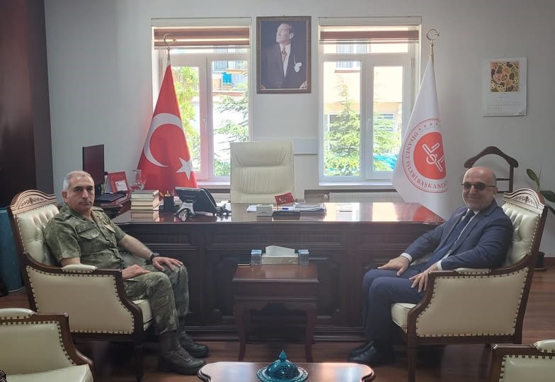 tuggeneral-fatih-daglidan-il-muftusu-lutfu-imamogluna-nezaket-ziyareti