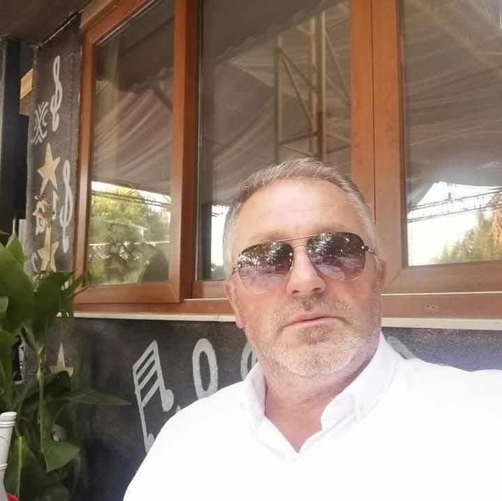 yoldan-cikan-taksici-hayatini-kaybetti