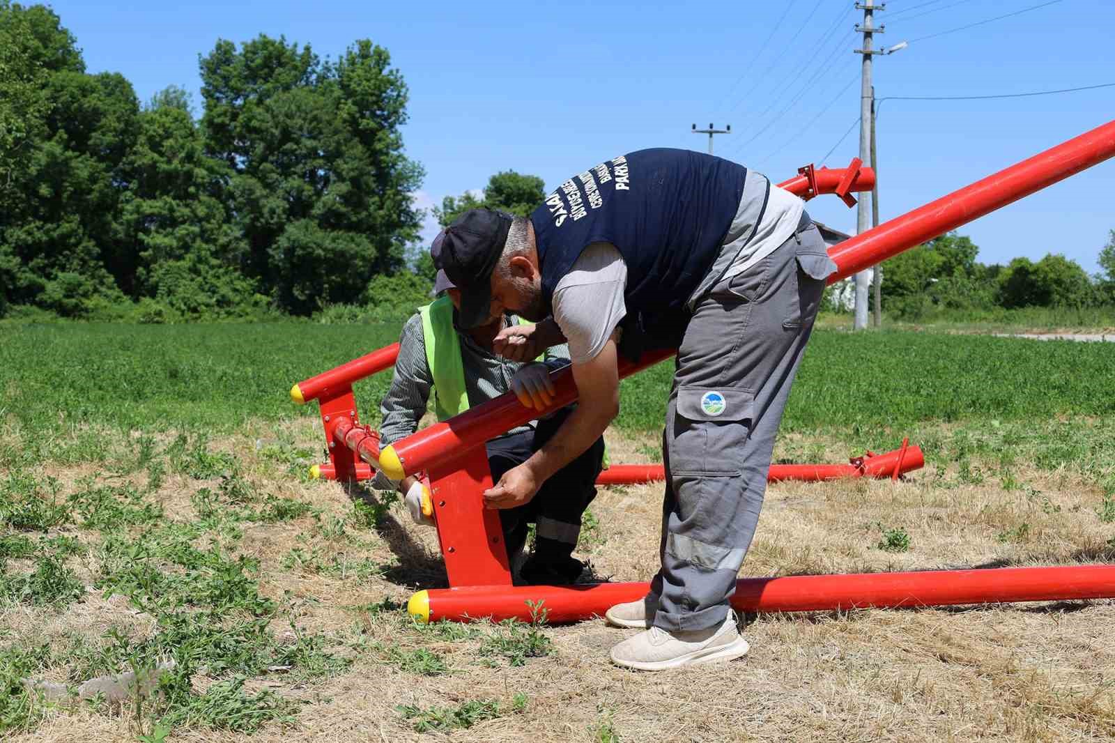 8-yasindaki-hiranur-istedi-belediye-jet-hiziyla-park-yapti