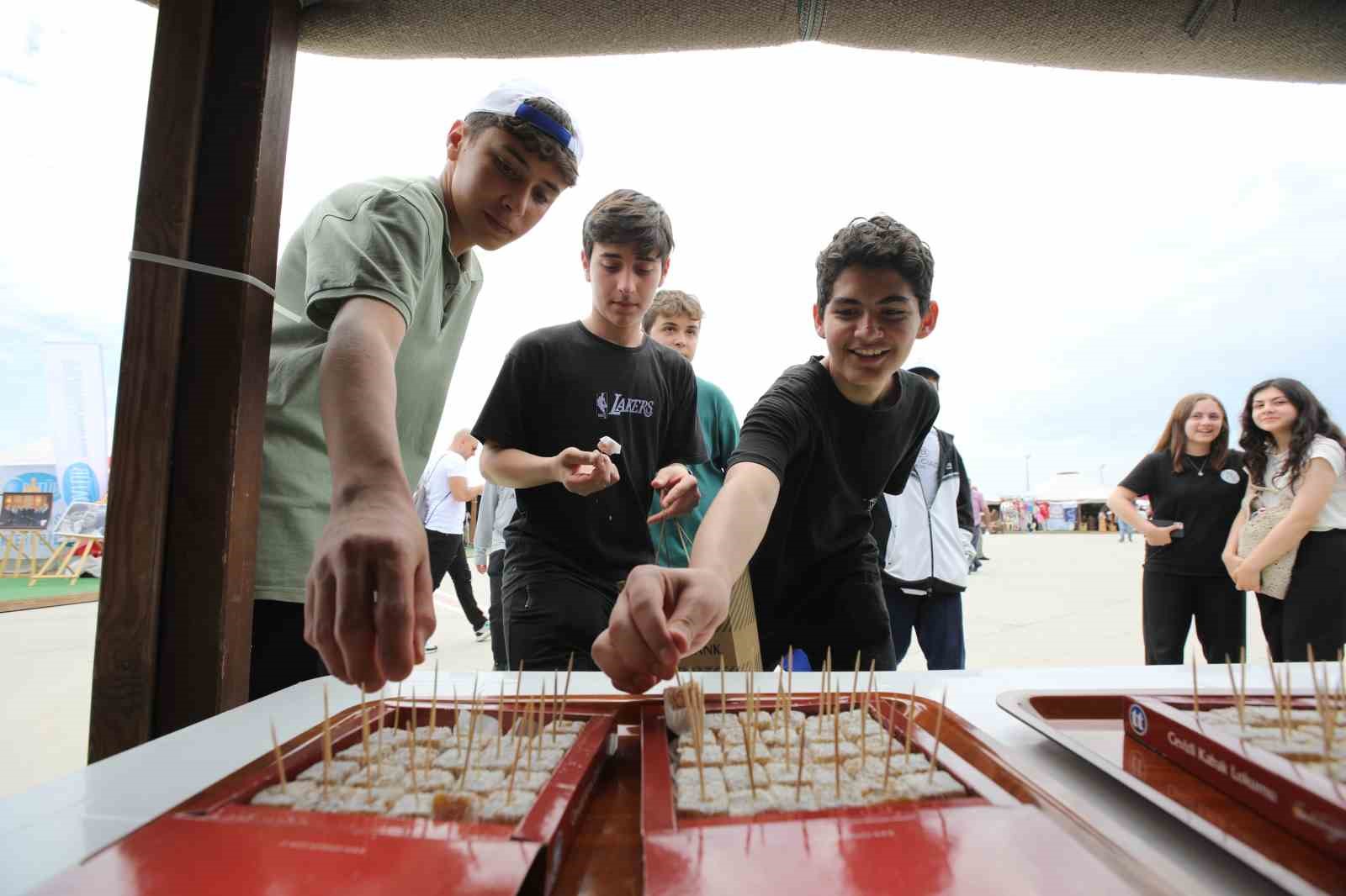 adapazari-belediyesi-7-etnospor-kultur-festivalinde