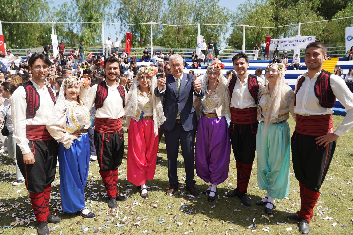 ege-universitesi-44-kultur-sanat-ve-spor-senligi-basladi
