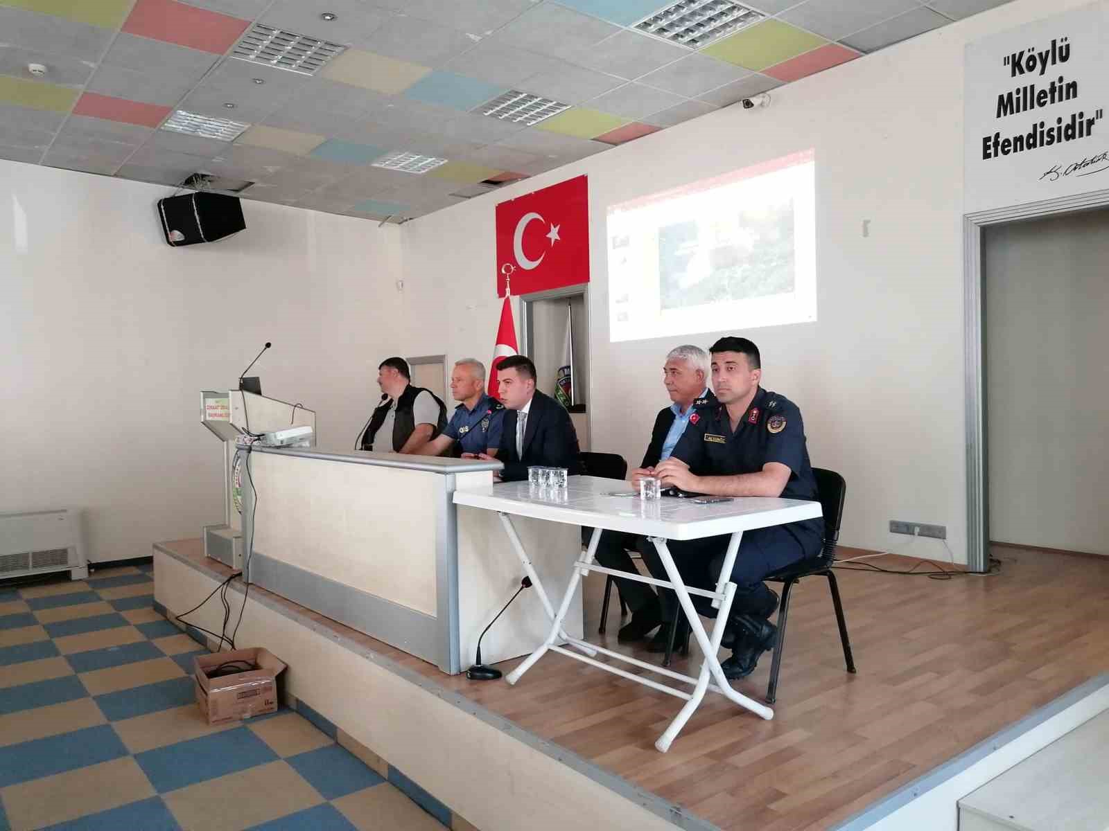 mersin-mutta-orman-yanginlariyla-mucadele-toplantisi