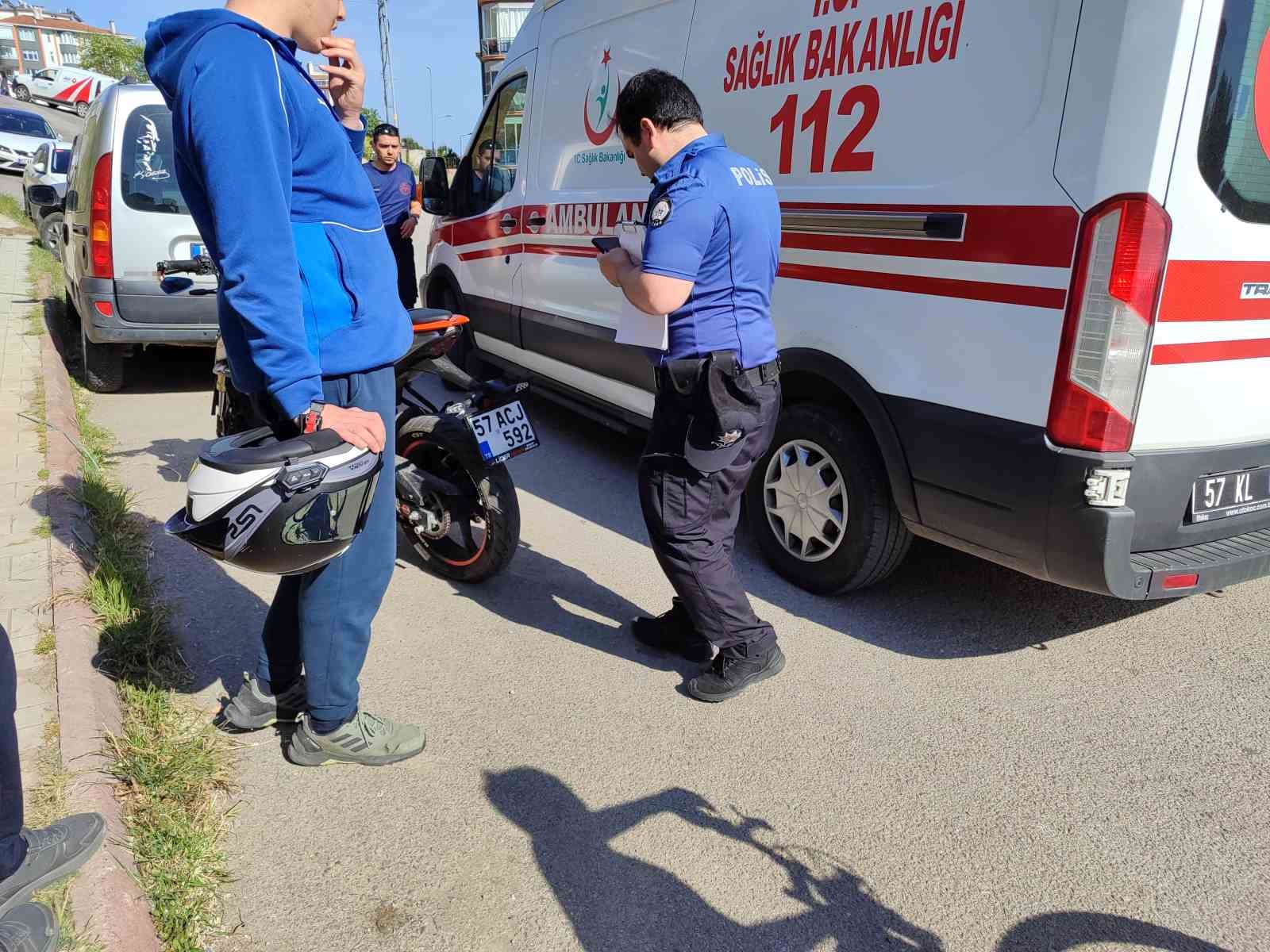 sinopta-trafik-kazasi-2-yarali