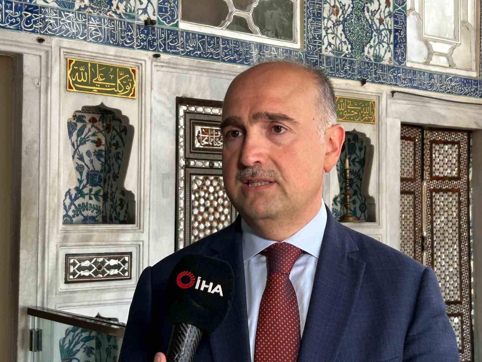 topkapi-sarayinin-iki-has-odasi-10-yil-suren-restorasyonun-ardindan-ziyarete-acildi
