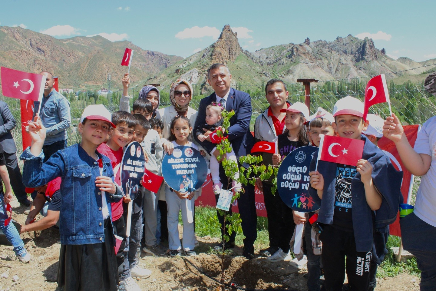 tortumda-dogan-her-bebek-icin-bir-fidan