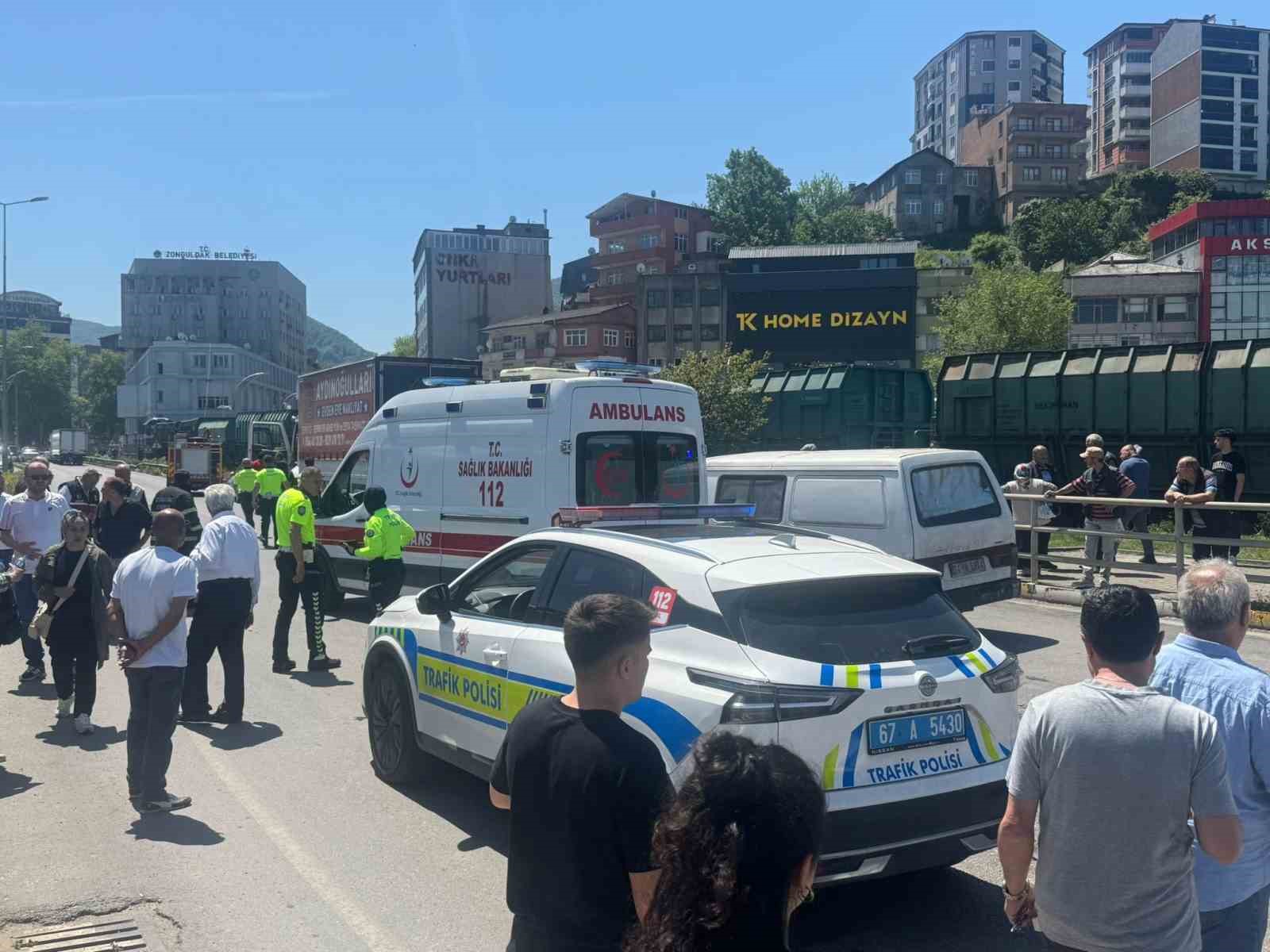 zonguldak-cevre-yolunda-feci-kaza-80-yasindaki-yaya-agir-yaralandi
