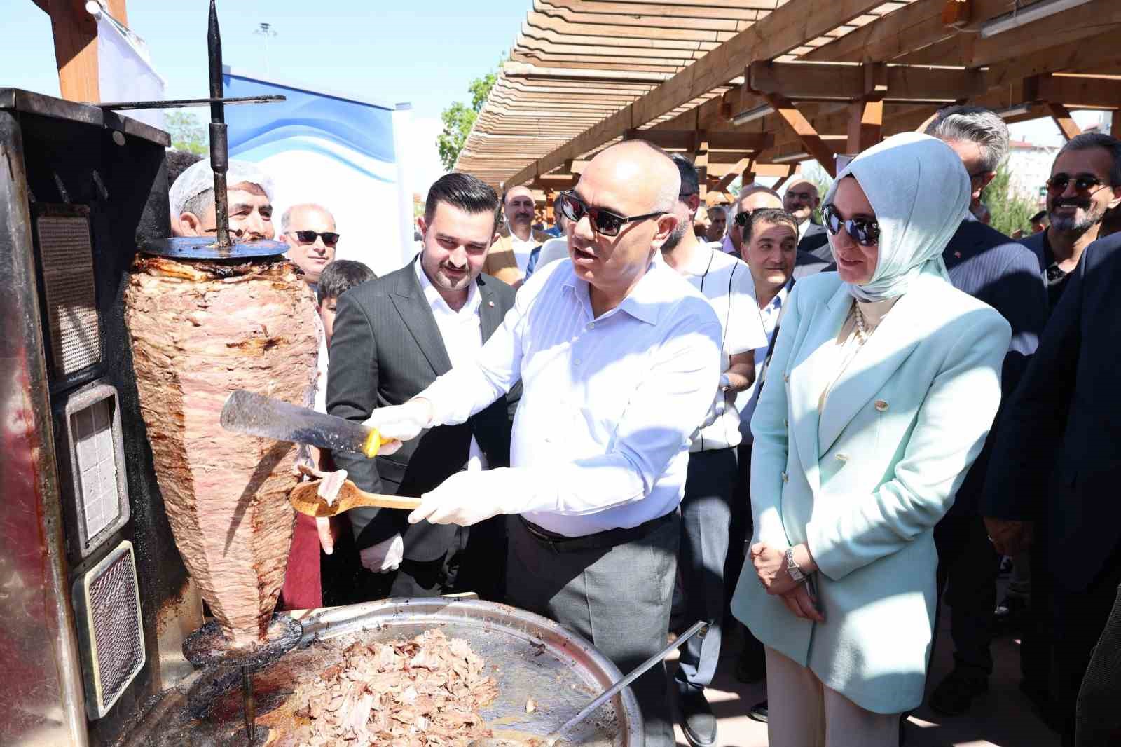 agri-mutfaginin-essiz-tatlari-ziyaretcileri-mest-etti