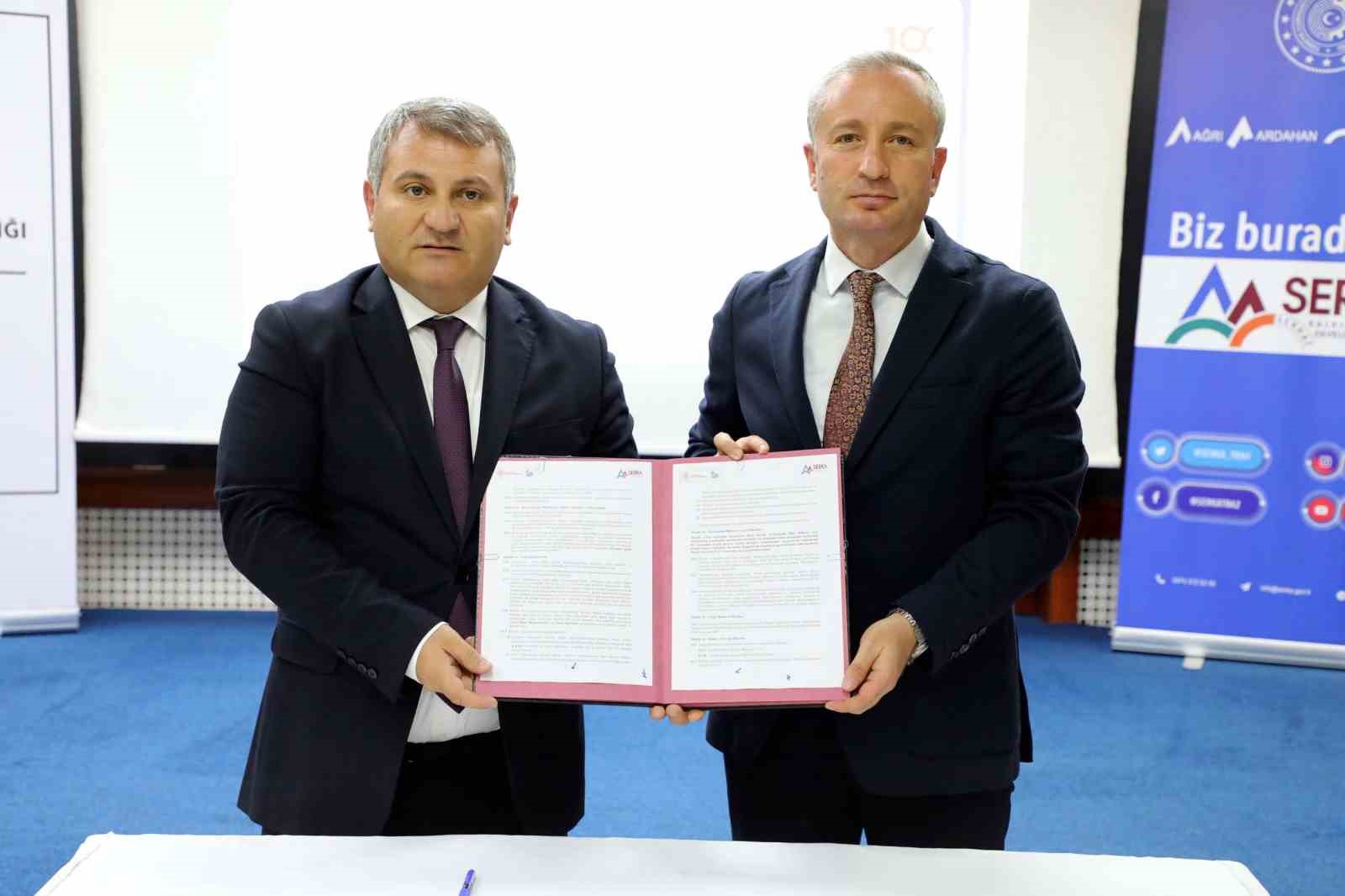 agrida-egitimde-yapay-zeka-uygulamalari-projesi-icin-imzalar-atildi