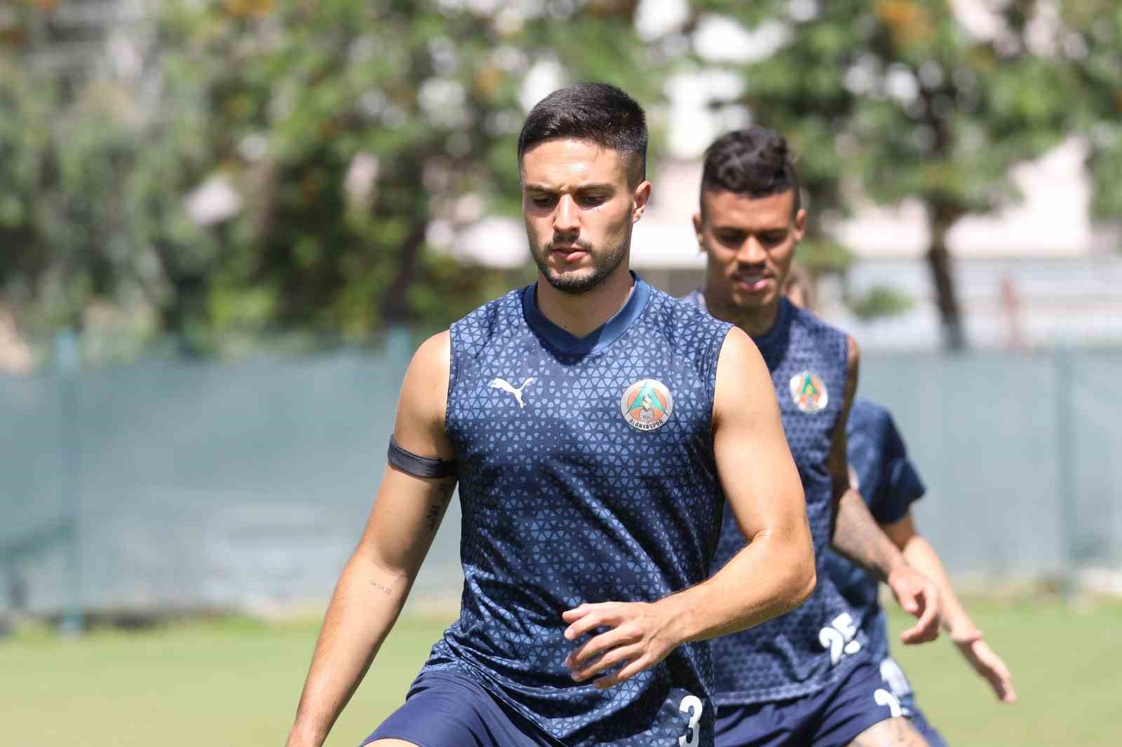 alanyaspor-konyaspor-macinin-hazirliklarini-surdurdu
