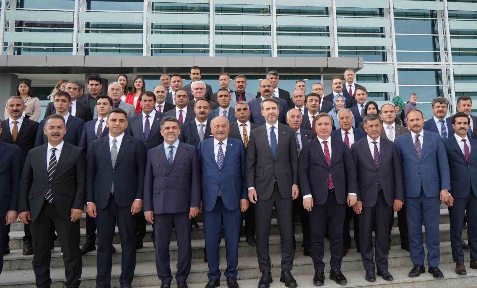 bakan-bayraktar-erzincandan-enerji-almaya-geldik