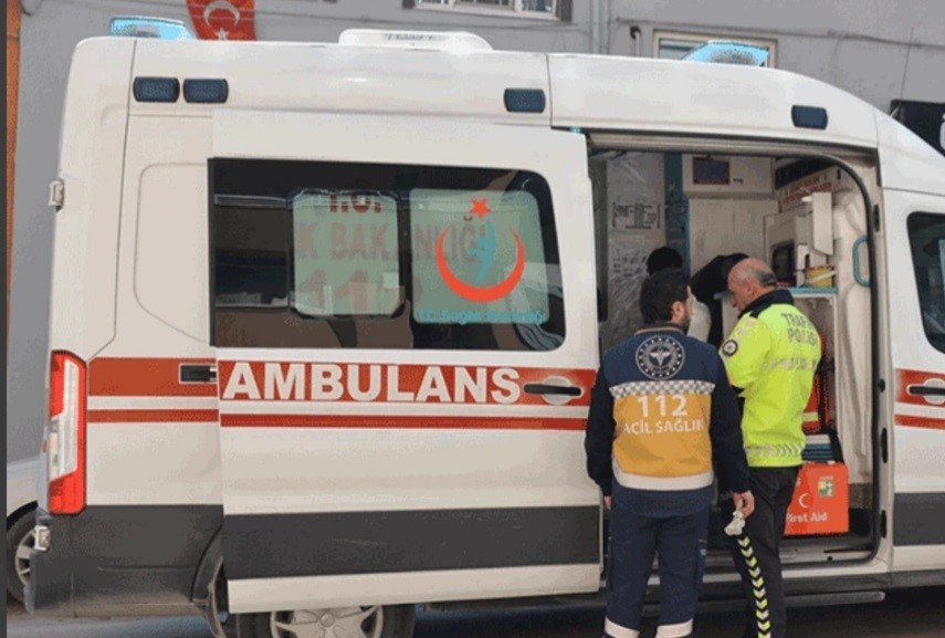 bilecikte-2-otomobilin-carpismasi-sonucu-meydana-gelen-trafik-kazasinda-2-kisi-yaralandi