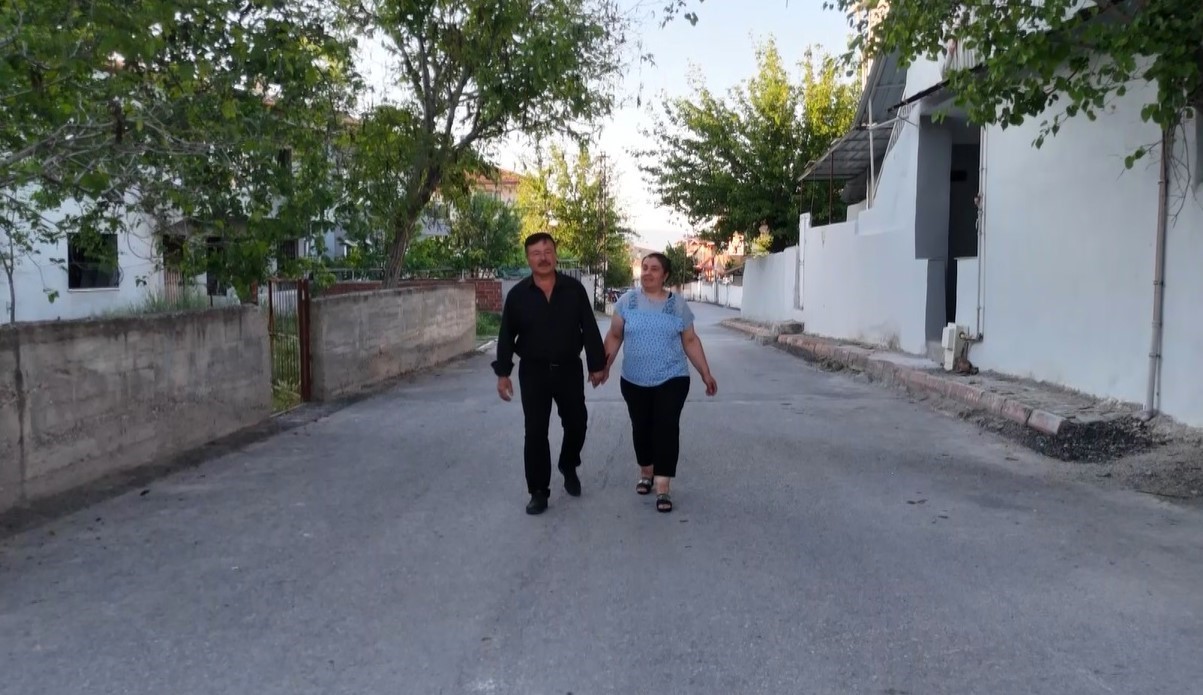bir-yastikta-45-yil