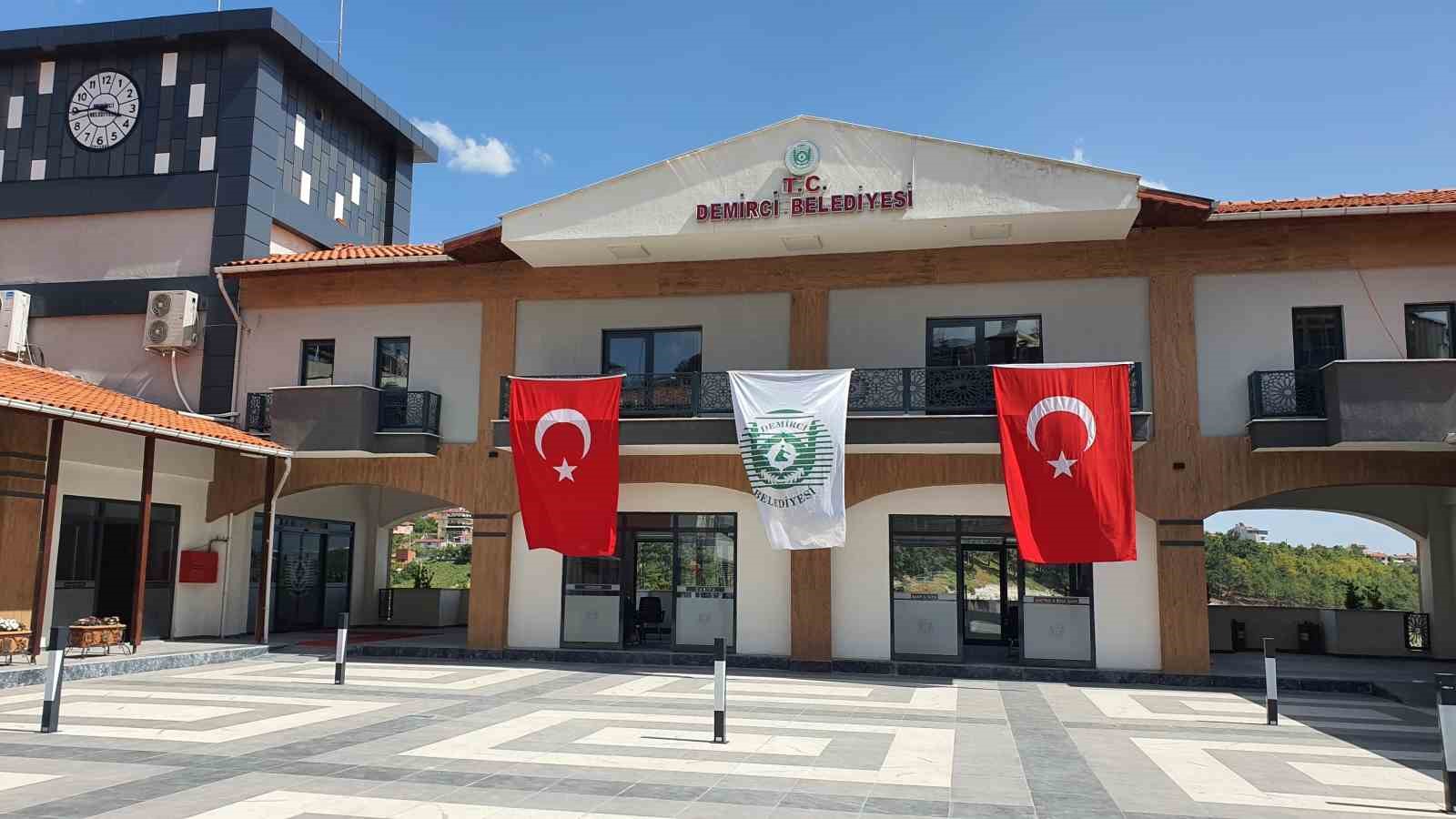 demirci-belediyesi-personeline-promosyon-mujdesi