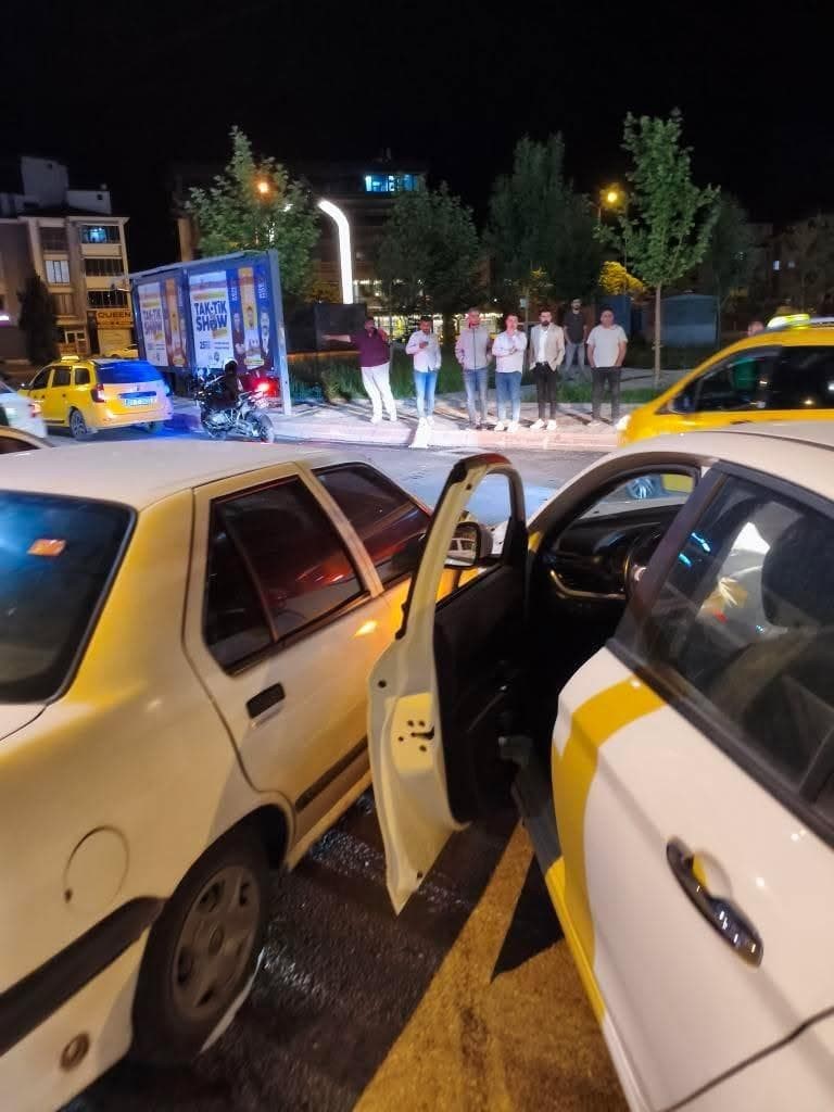 elazigda-2-otomobil-kafa-kafaya-carpisti-2-yarali
