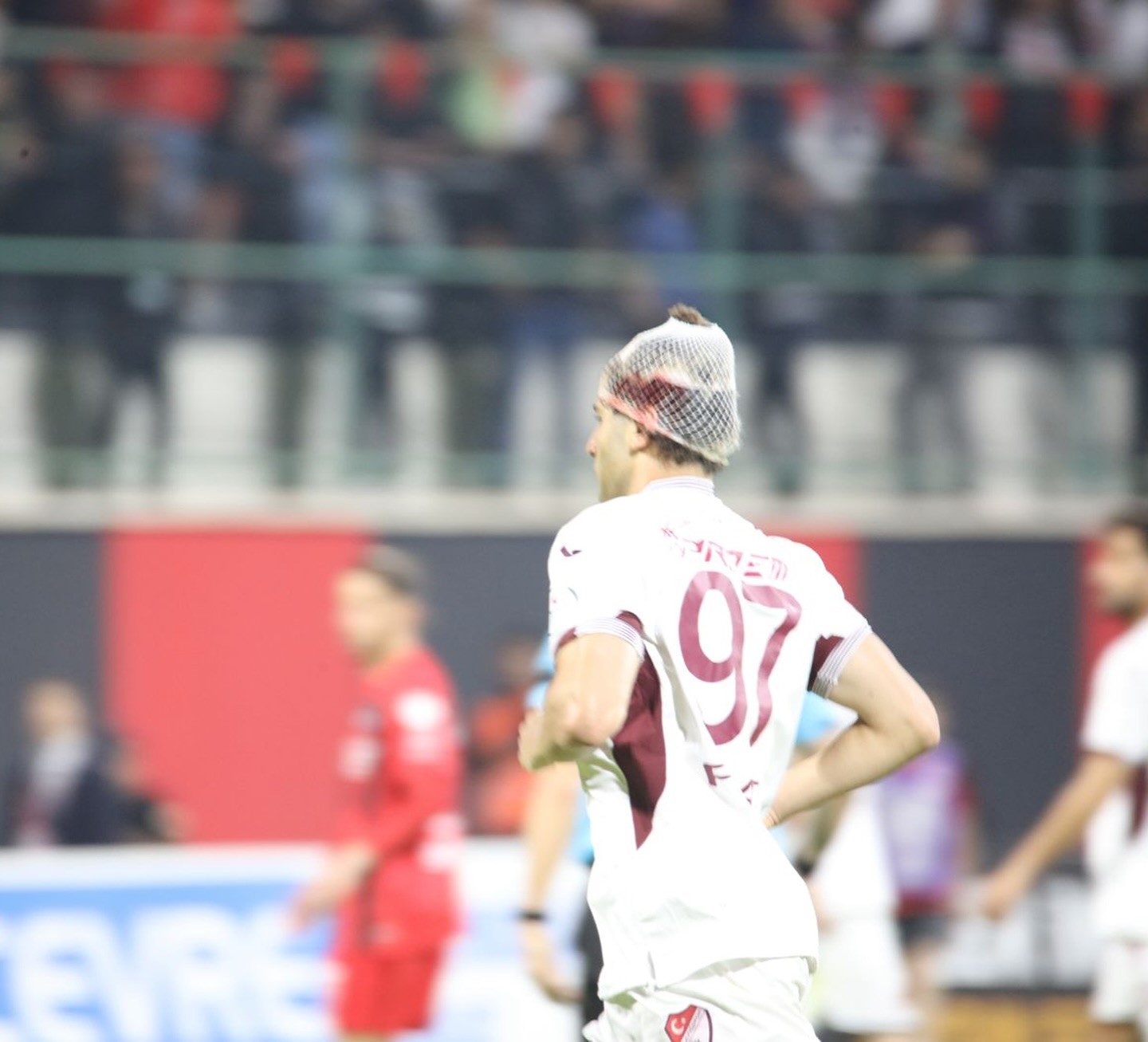 elazigspor-futbolda-kara-gece
