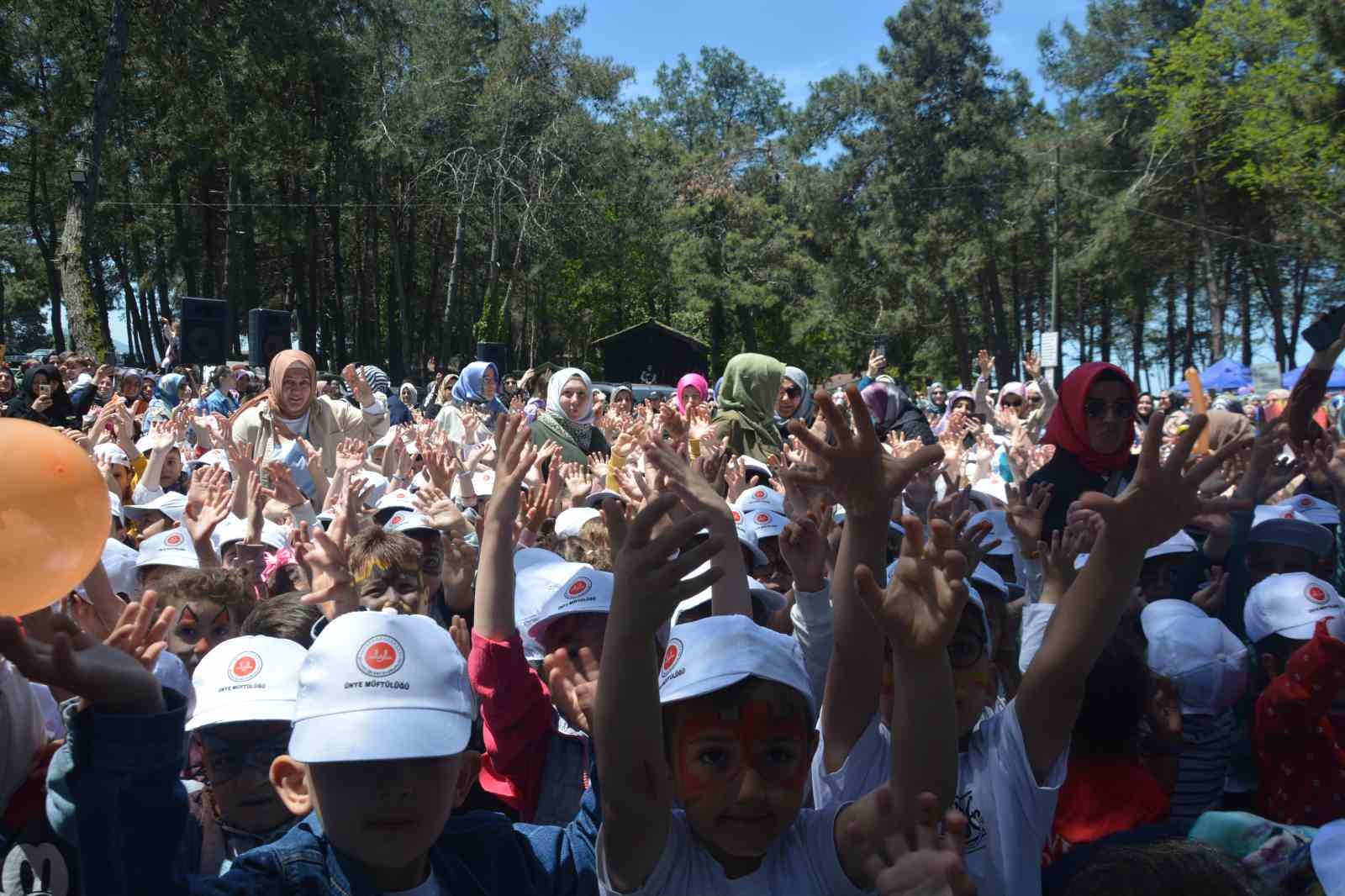 orduda-4-6-yas-kuran-kursu-ogrencileri-cocuk-senliginde-bulustu