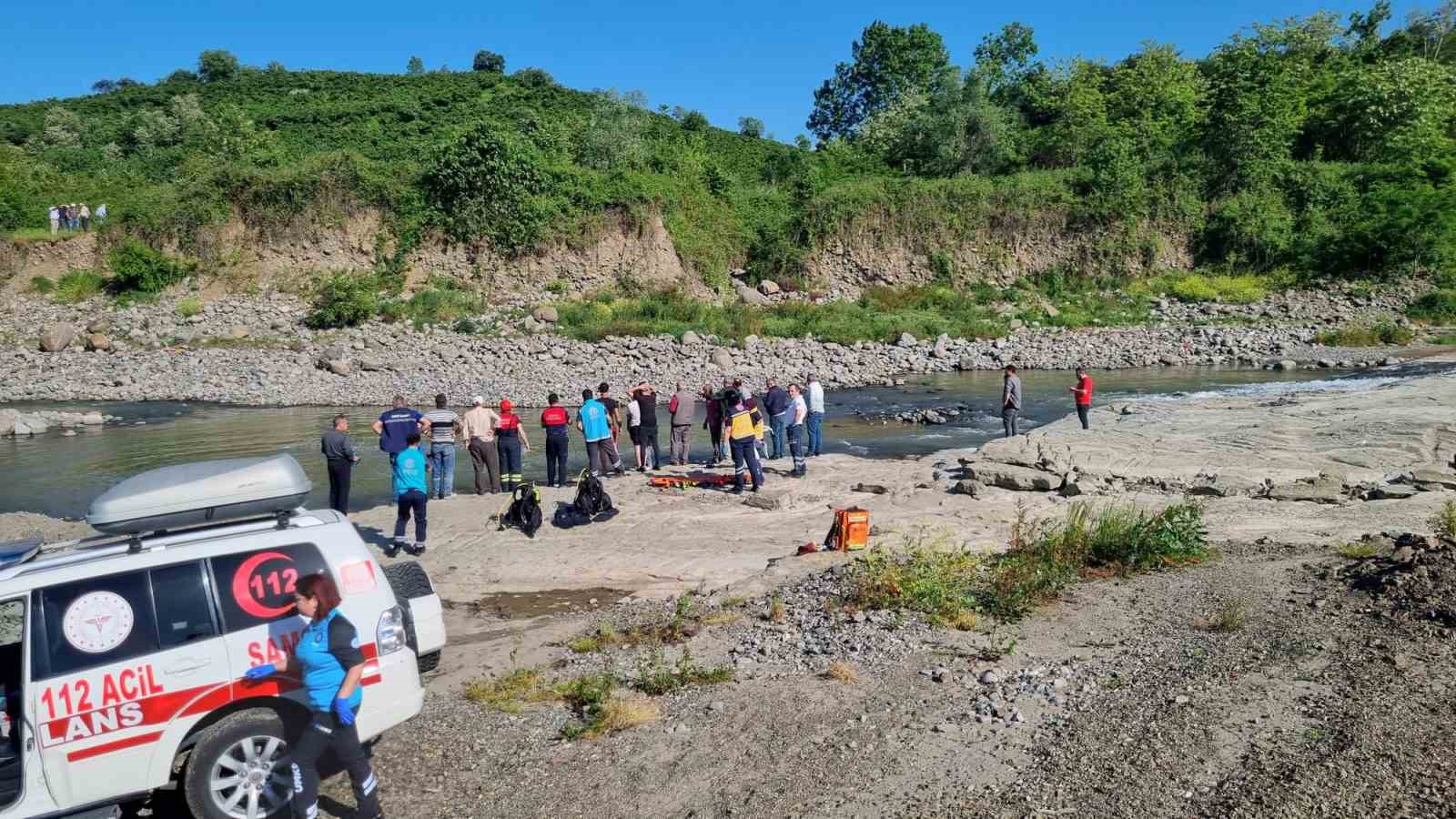 samsunda-bir-astsubay-serinlemek-icin-girdigi-irmakta-boguldu